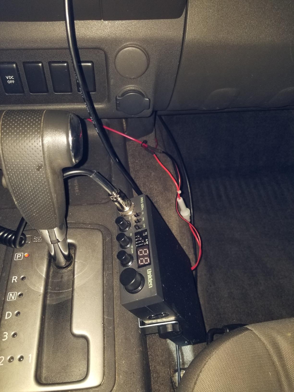 Uniden PRO520XL Pro Series 40-Channel CB Radio customer photo 1