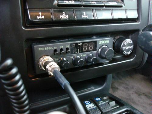 Uniden PRO520XL Pro Series 40-Channel CB Radio customer photo 2