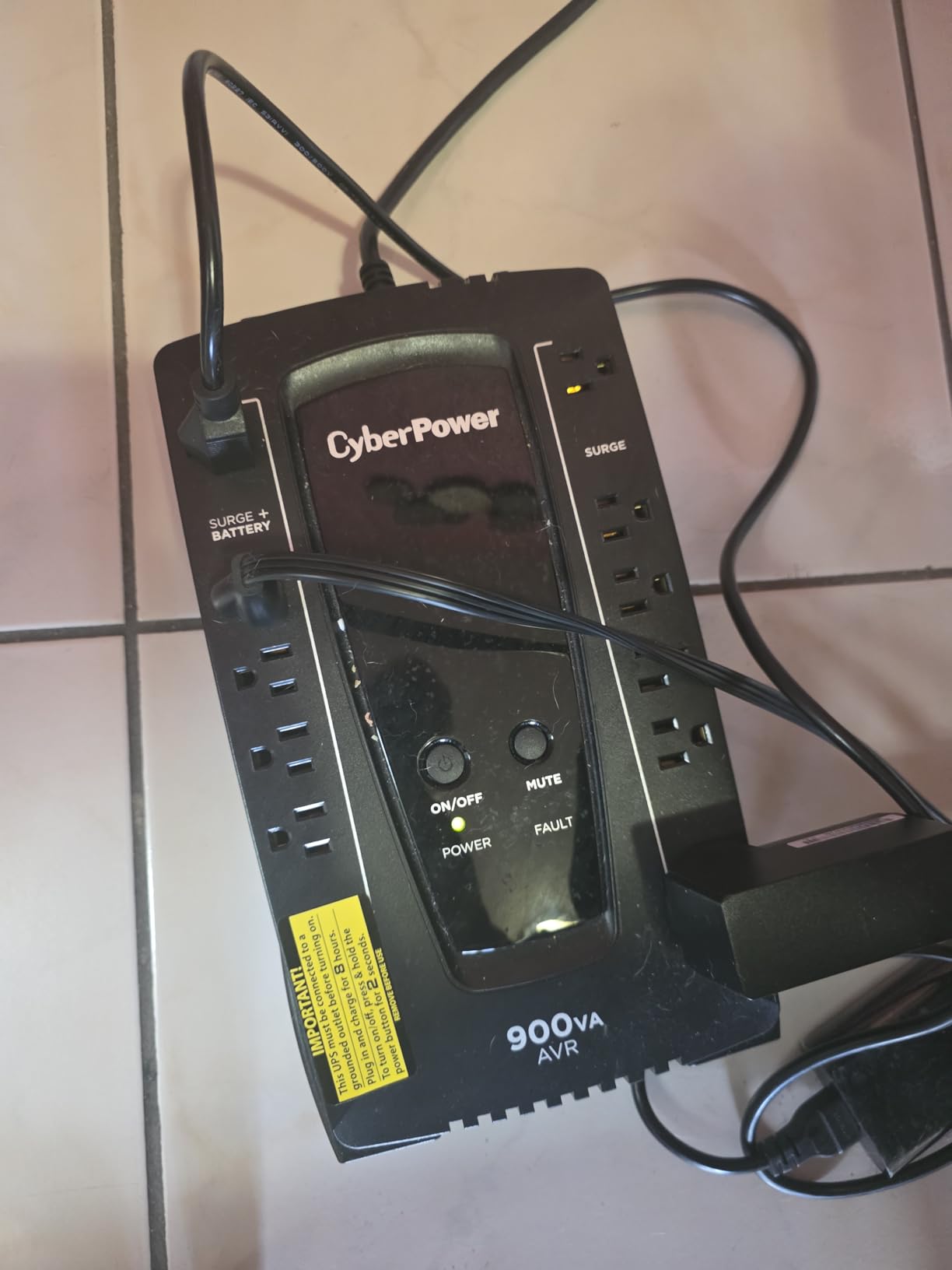 CyberPower AVRG900U AVR UPS Battery Backup and Surge Protector | 900VA/480W, 12 Outlets, Compact, UL Certified customer photo 1