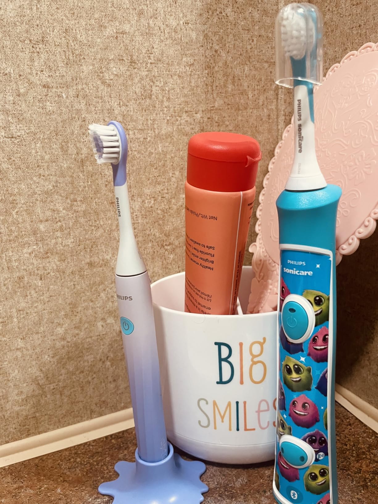Philips Sonicare for Kids 3+ Bluetooth Connected Rechargeable Electric Power Toothbrush, Interactive for Better Brushing, Turquoise, HX6321/02 customer photo 1