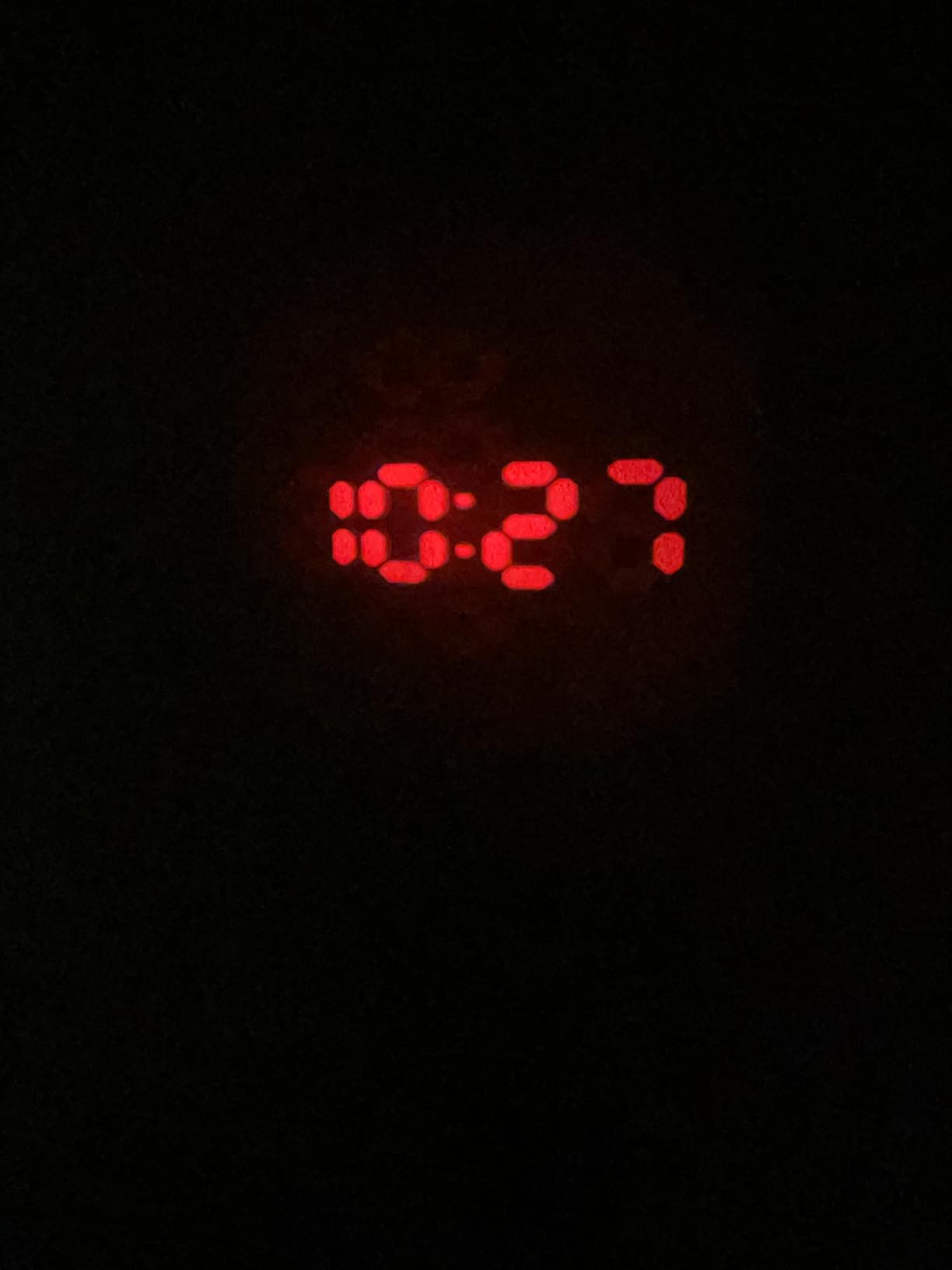 La Crosse Technology 616-1412 Projection Alarm Clock with Indoor Temperature customer photo 1