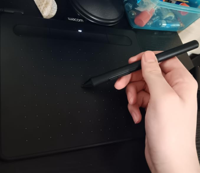 Wacom Intuos Small, Wired Graphic Drawing Tablet with Pen + Software | Battery-free pen, 4 ExpressKeys for shortcuts, works with Mac, Windows & Chromebook; Ideal for creators, students & teachers customer photo 1