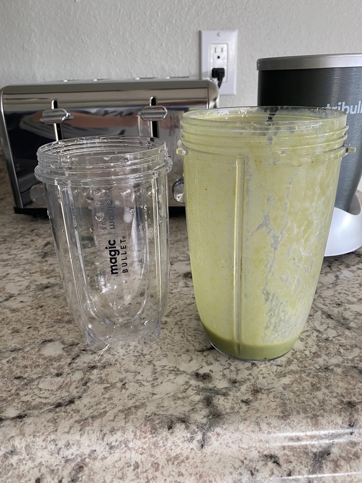 Nutribullet Personal Blender, Shakes, Smoothies, Food Prep, and Frozen Blending, 24 Ounces, 600 Watt customer photo 1
