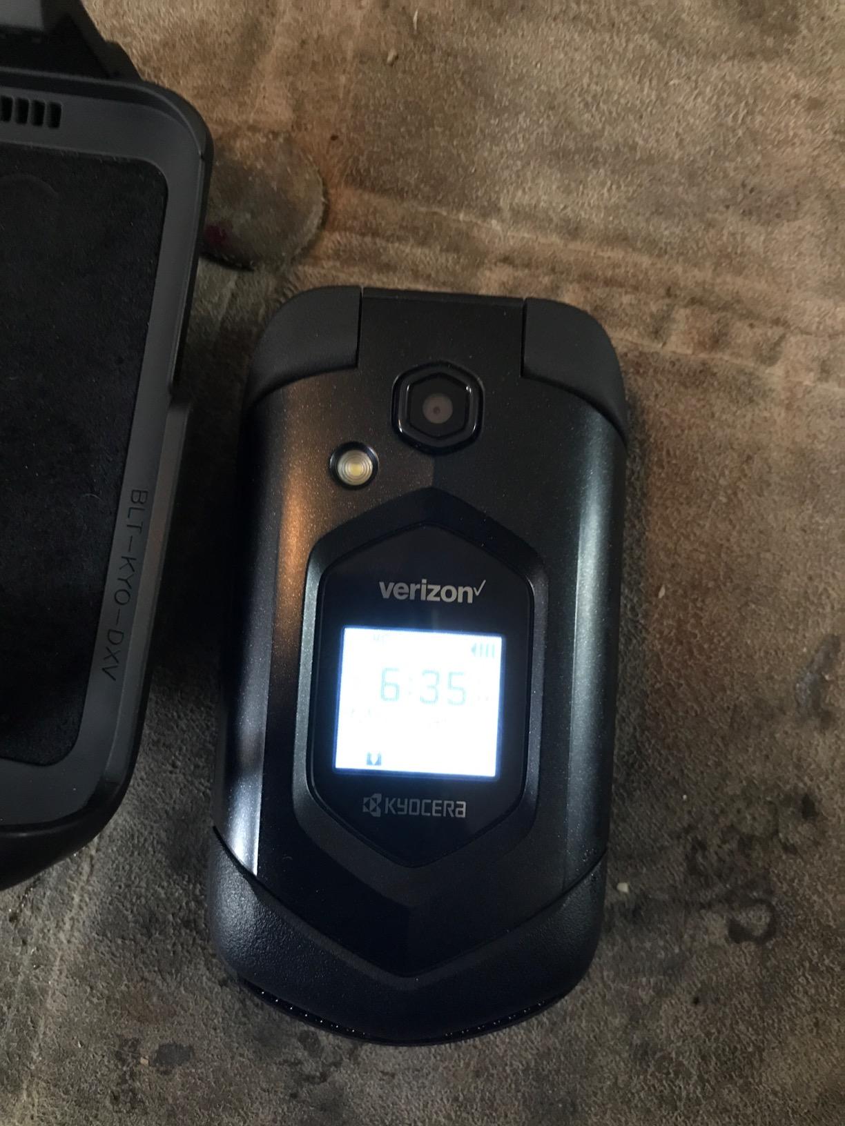 Kyocera DuraXV LTE E4610 Verizon Wireless Rugged Waterproof Flip Phone (Renewed) customer photo 2
