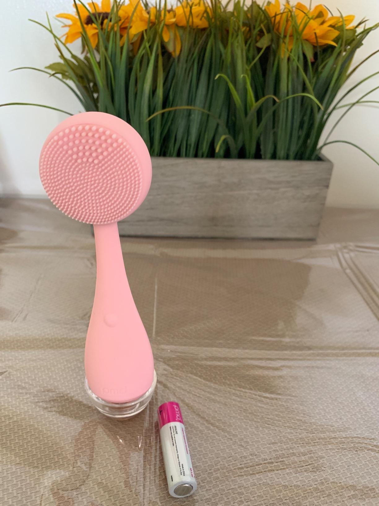 PMD Beauty Clean Facial Cleansing Brush - Waterproof Silicone Face Cleanser with Sonic Technology customer photo 1
