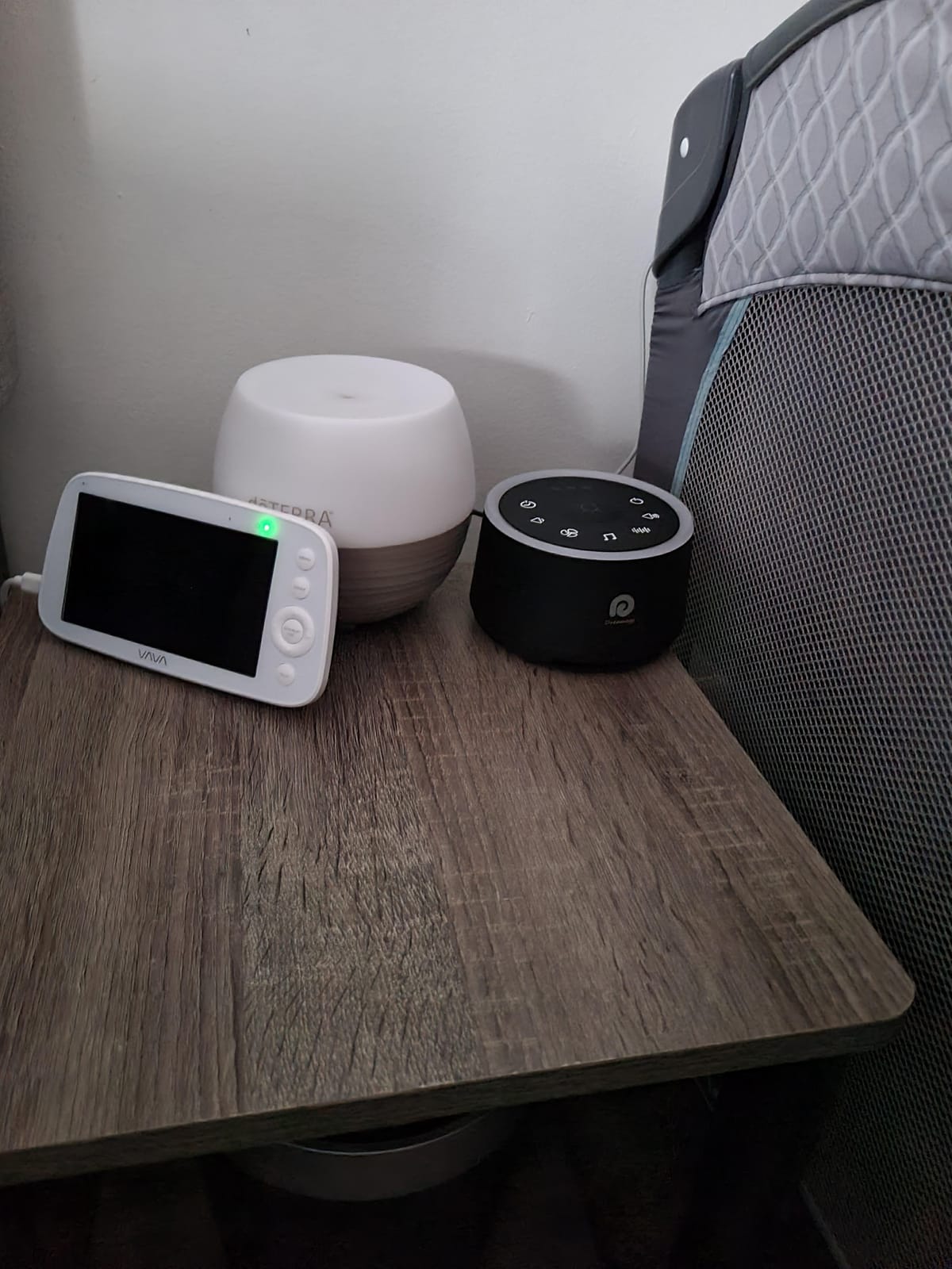 Dreamegg White Noise Machine - Sound Machine for Adult Baby Kid, Noise Machine for Sleeping with 24 Calming Sound, Ambient Nightlight, Continuous or Timer, Loud Sleep Machine for Home Nursery Office customer photo 1