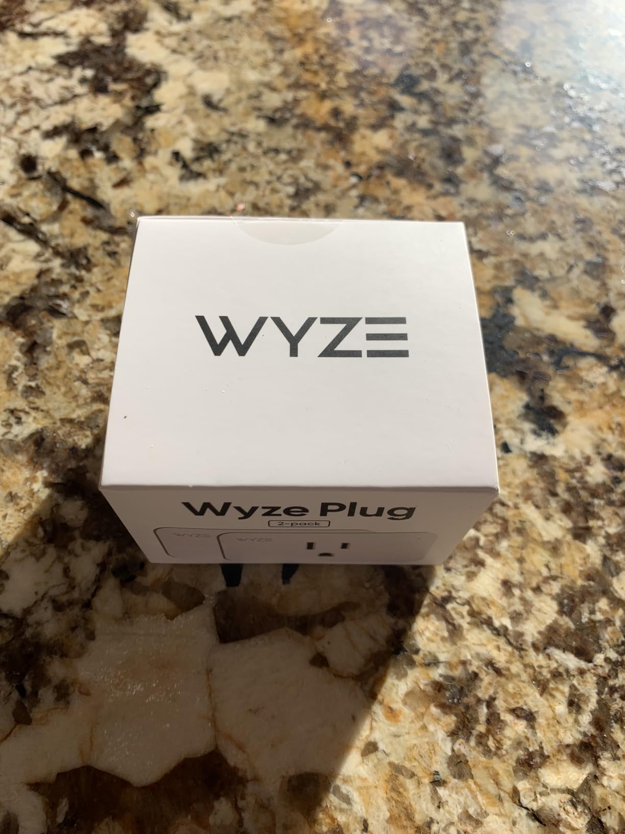 Wyze Plug, 2.4GHz WiFi Smart Plug, Works with Alexa, Google Assistant, IFTTT, No Hub Required, Two-Pack, White customer photo 2