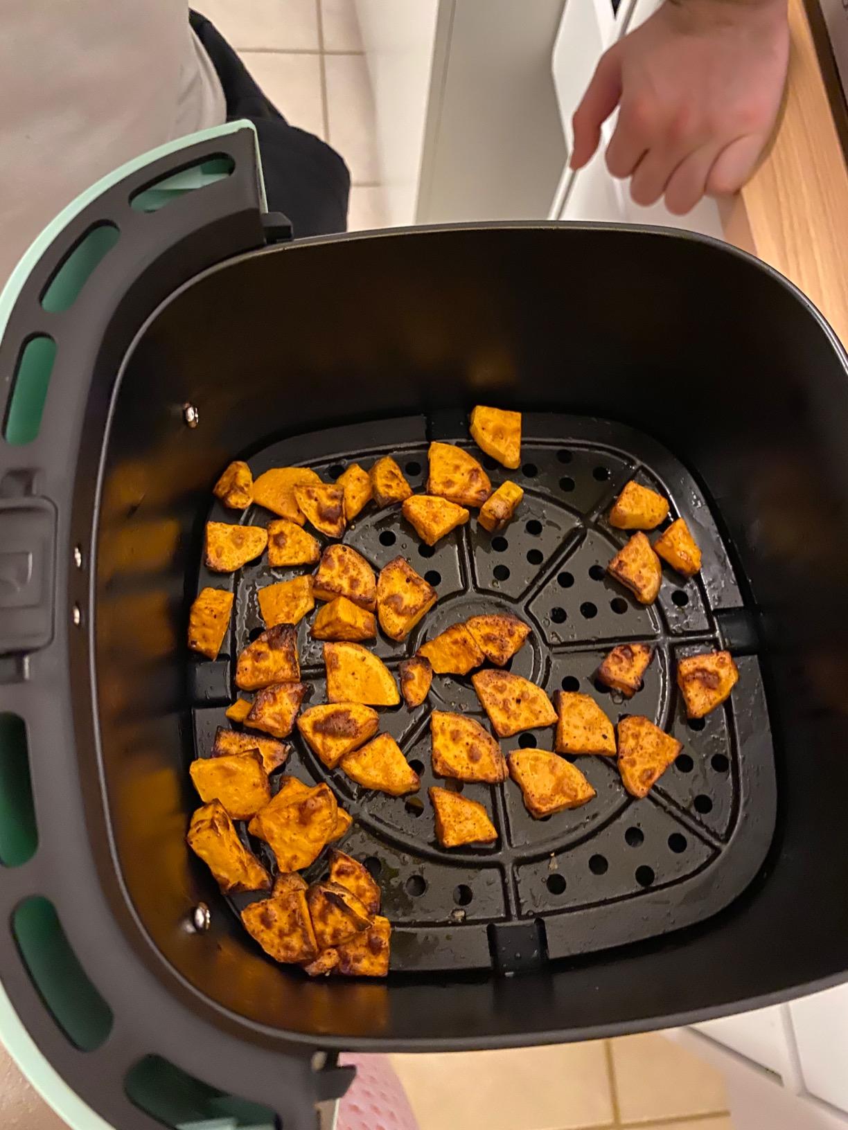 Dash Tasti-Crisp Air Fryer, 2.6 Quart, Aqua customer photo 2