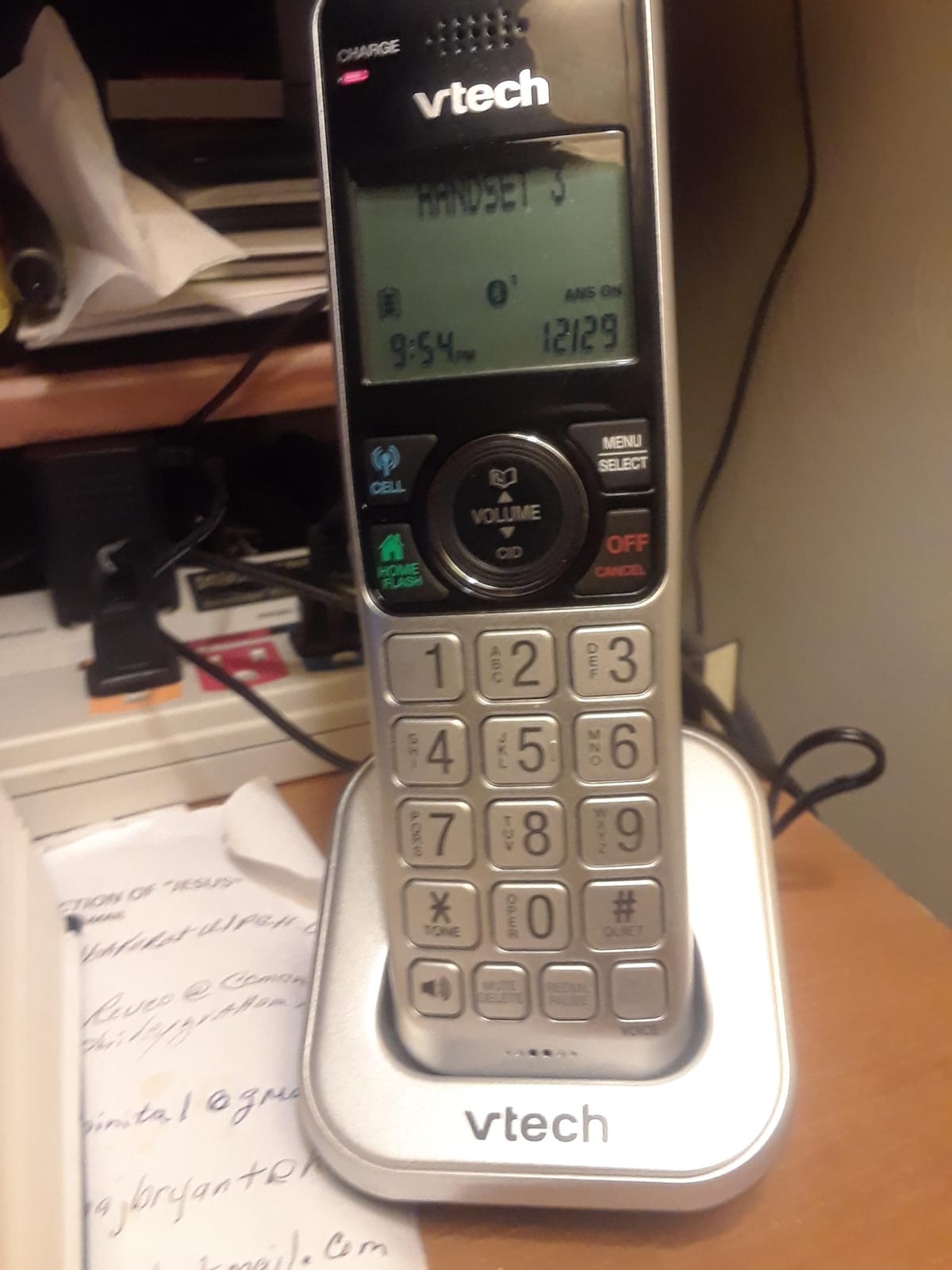 VTech VS112-27 2 Handset Cordless Phone with Answering Machine, Call Blocking, Caller ID, Intercom and Connect to Cell customer photo 1