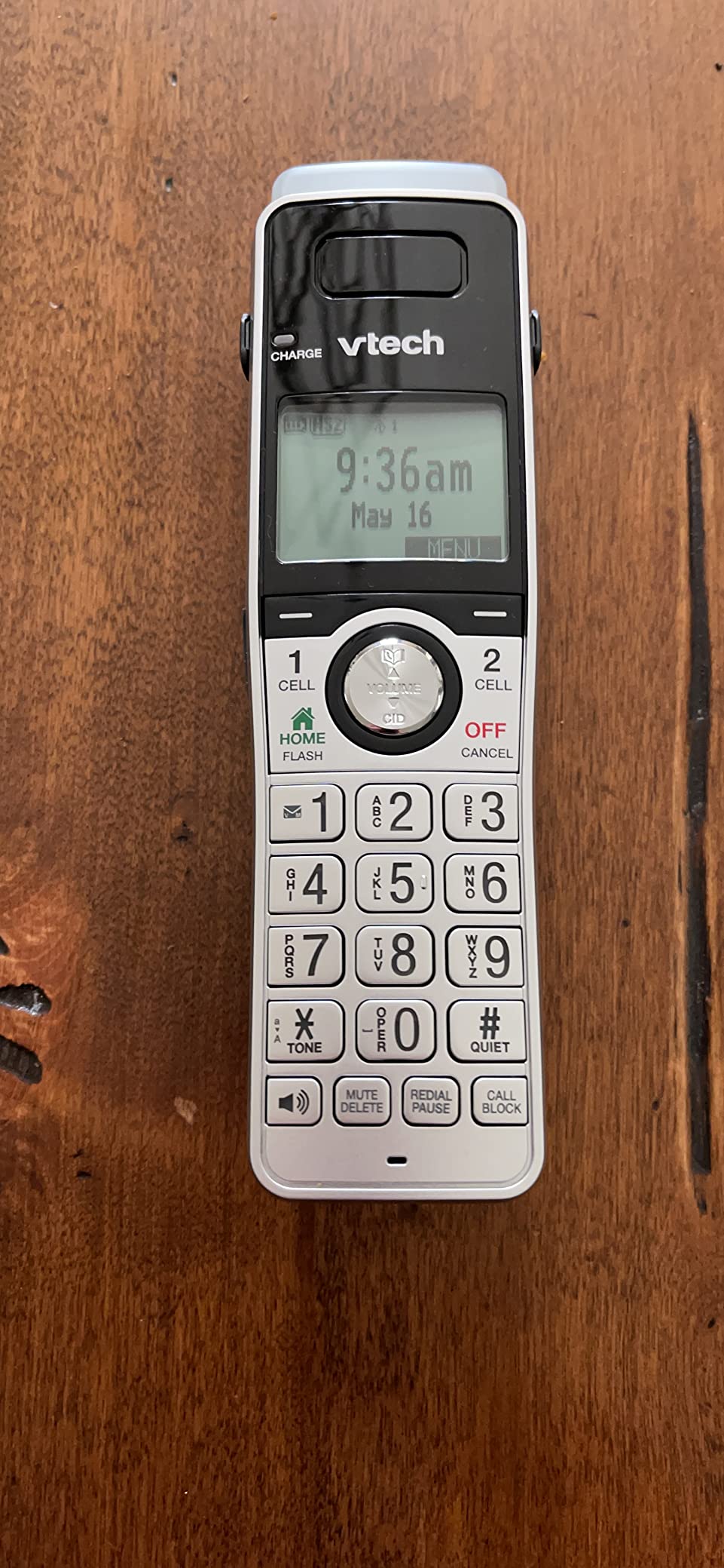VTech IS8151-5 Super Long Range 5 Handset DECT 6.0 Cordless Phone for Home with Answering Machine, 2300 Ft Range, Call Blocking, Bluetooth, Headset Jack, Power Backup, Intercom, Expandable to 12 HS customer photo 2