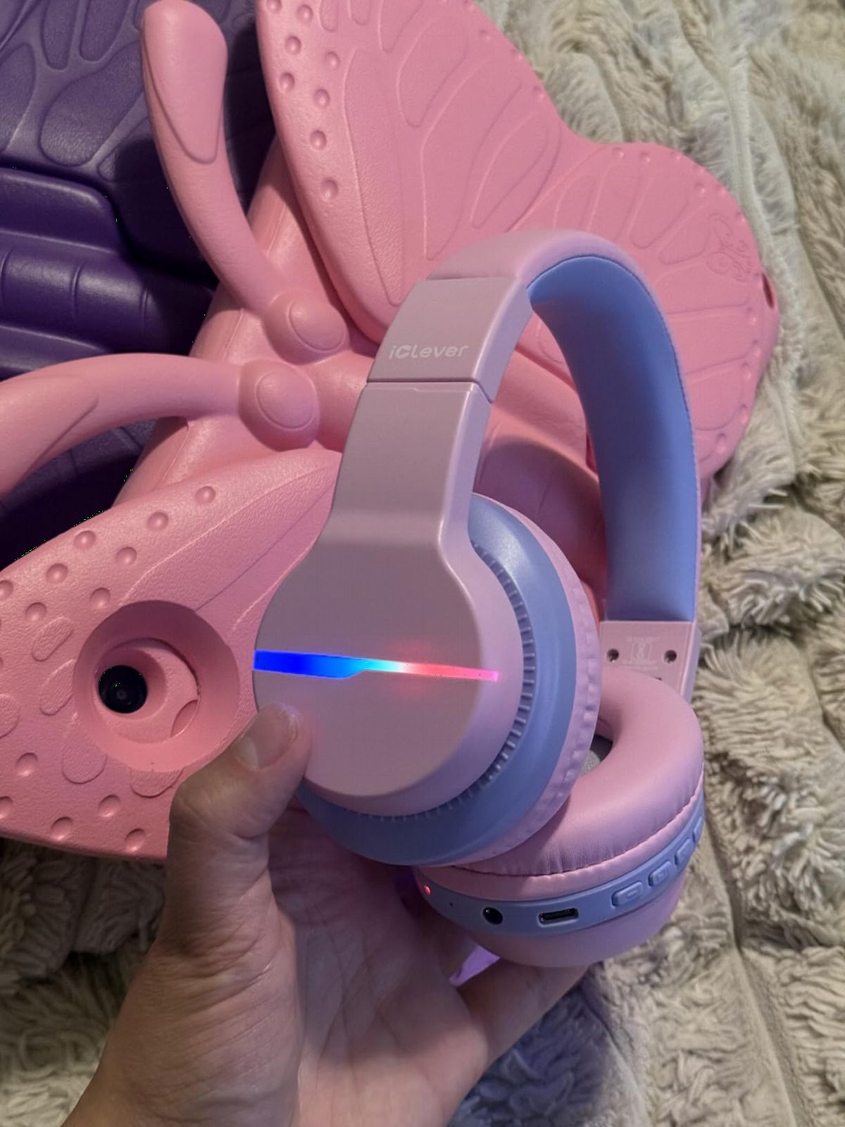 iClever BTH12 Kids Bluetooth Headphones,Colorful LED Lights Kids Headphones Wireless,74/85dBA Safe Volume,85H Playtime,Fast Charging,Bluetooth 5.2,Over Ear,Built-in Mic for iPad/Tablet/Airplane,Blue customer photo 1