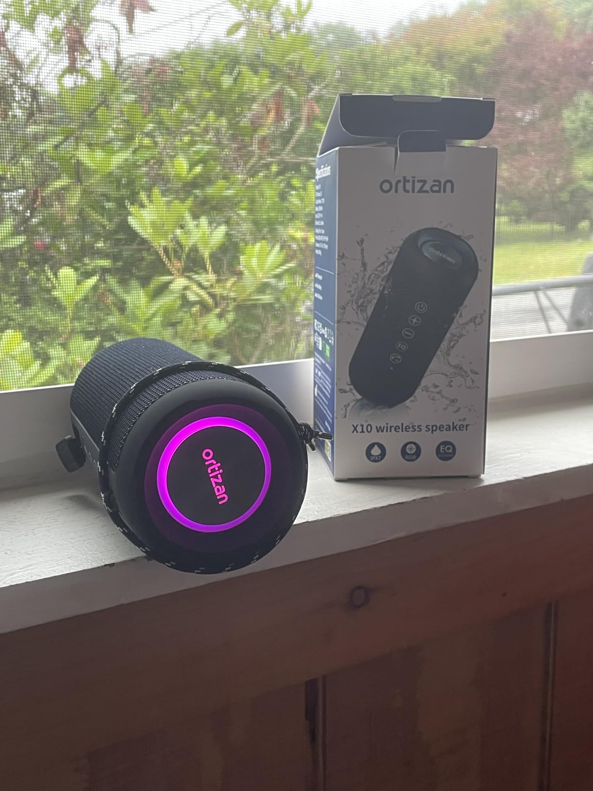 Ortizan Portable Bluetooth Speaker (1st Gen), IPX7 Waterproof, Wireless, Big Sound and Deep Bass, TWS Pairing, 30Hrs of Playtime, for Home/Party/Outdoor/Beach, Birthday Gifts for Men Women - Black customer photo 1