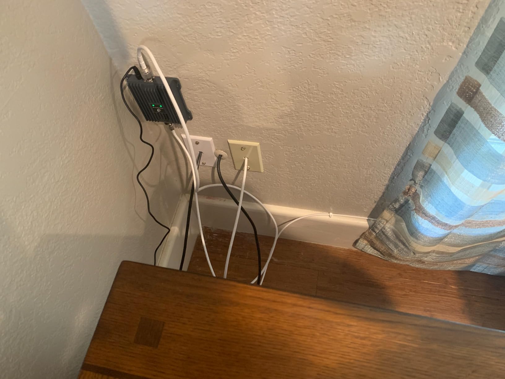 Phonetone Cell Phone Signal Booster for Band 12,13,17 | Boost 4G LTE 5G Verizon and AT&T Signal on Band 12/13/17 | 65dB Cellular Repeater with High Gain Antennas | FCC Approved customer photo 1