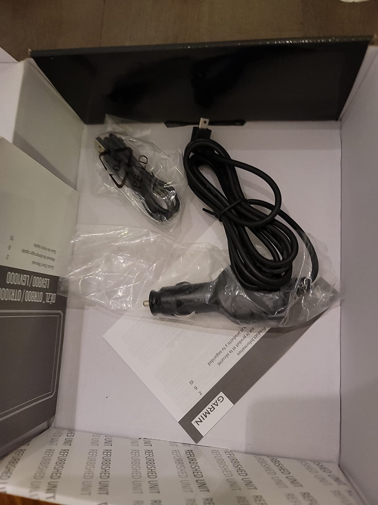 Garmin - dezl OTR800 8 inches GPS Truck Navigator - Black (Renewed) customer photo 1