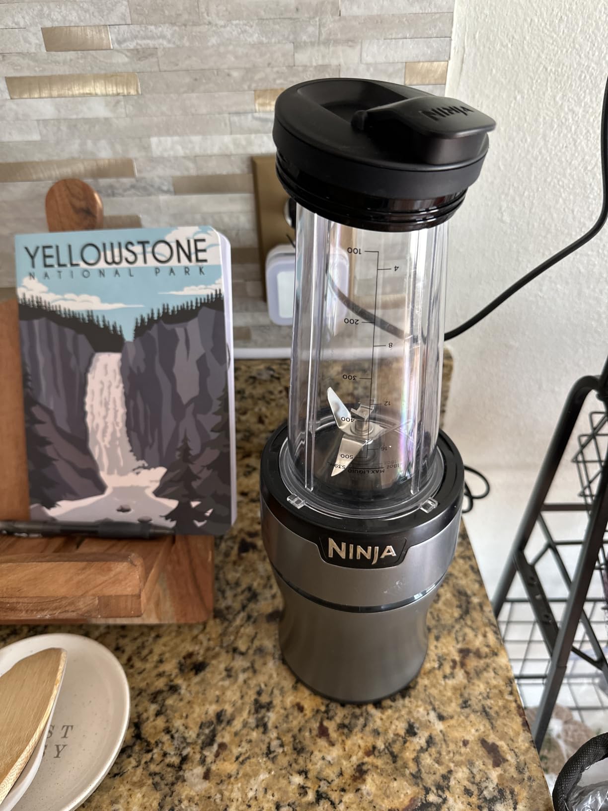 Ninja Nutri-Plus Personal Blender, 900PW, (3) 20oz Cups, Silver, BN301 customer photo 2