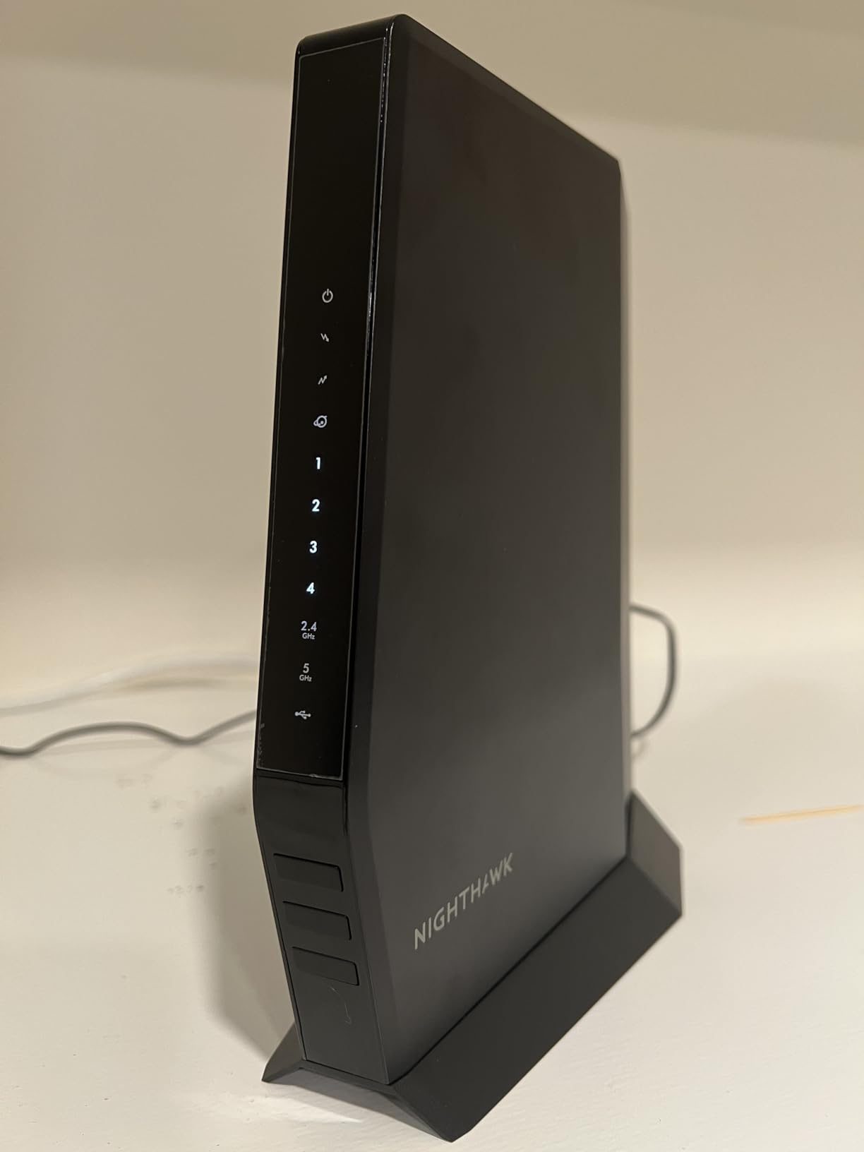 NETGEAR Nighthawk Modem Router Combo (CAX30S) DOCSIS 3.1 Cable Modem and WiFi 6 Router - AX2700 6.0 Gbps - Compatible with Xfinity, Spectrum, Cox, and More - Gigabit Wireless Internet - NETGEAR Armor customer photo 1