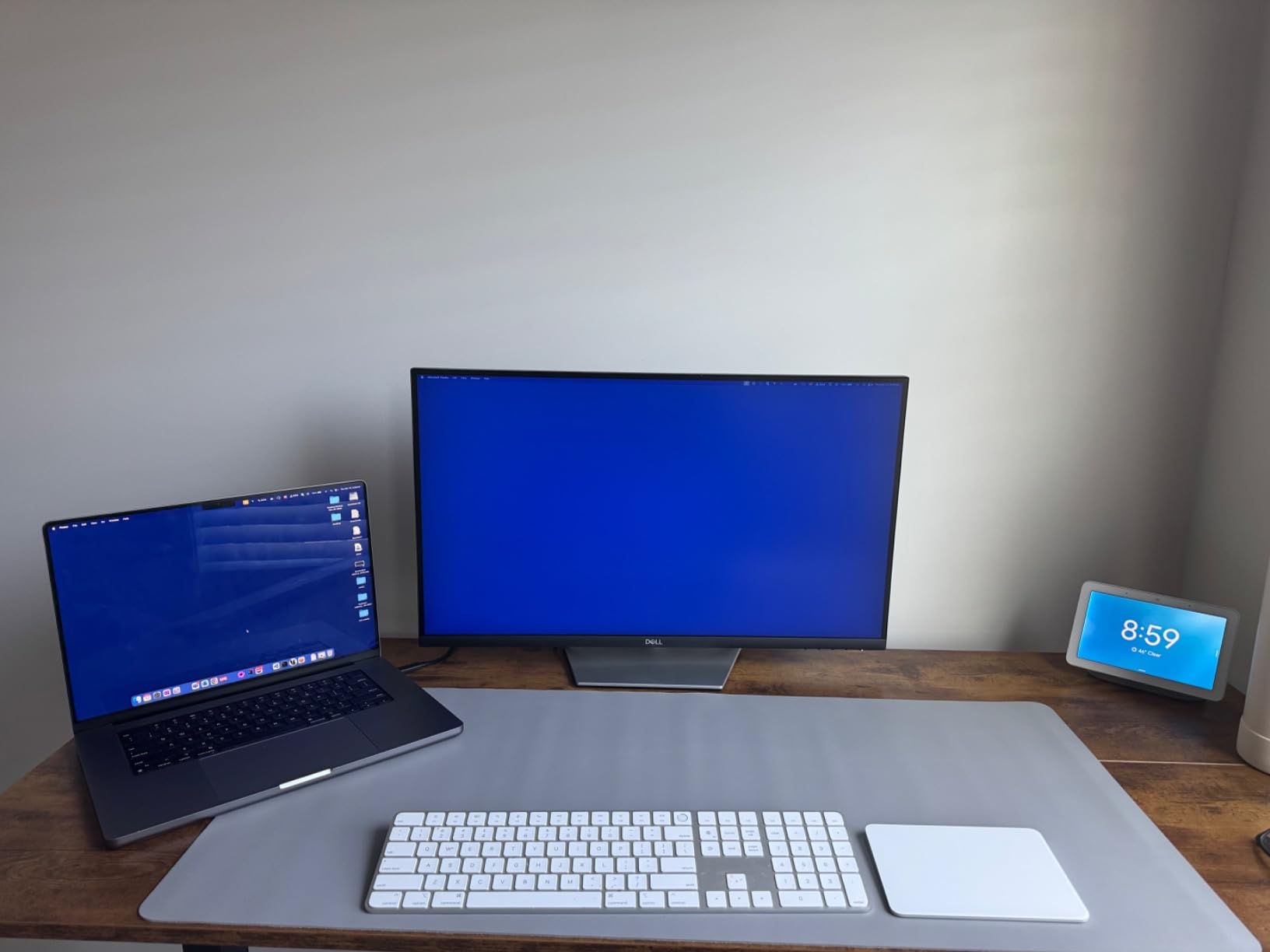 Dell S2722DC Monitor - 27-inch WQHD (2560x1440) 75Hz 4Ms Display, AMD FreeSync, Built in Speaker, USB Type-C Connectivity, Height/Pivot/Swivel/Tilt Adjust - Platinum Silver customer photo 1