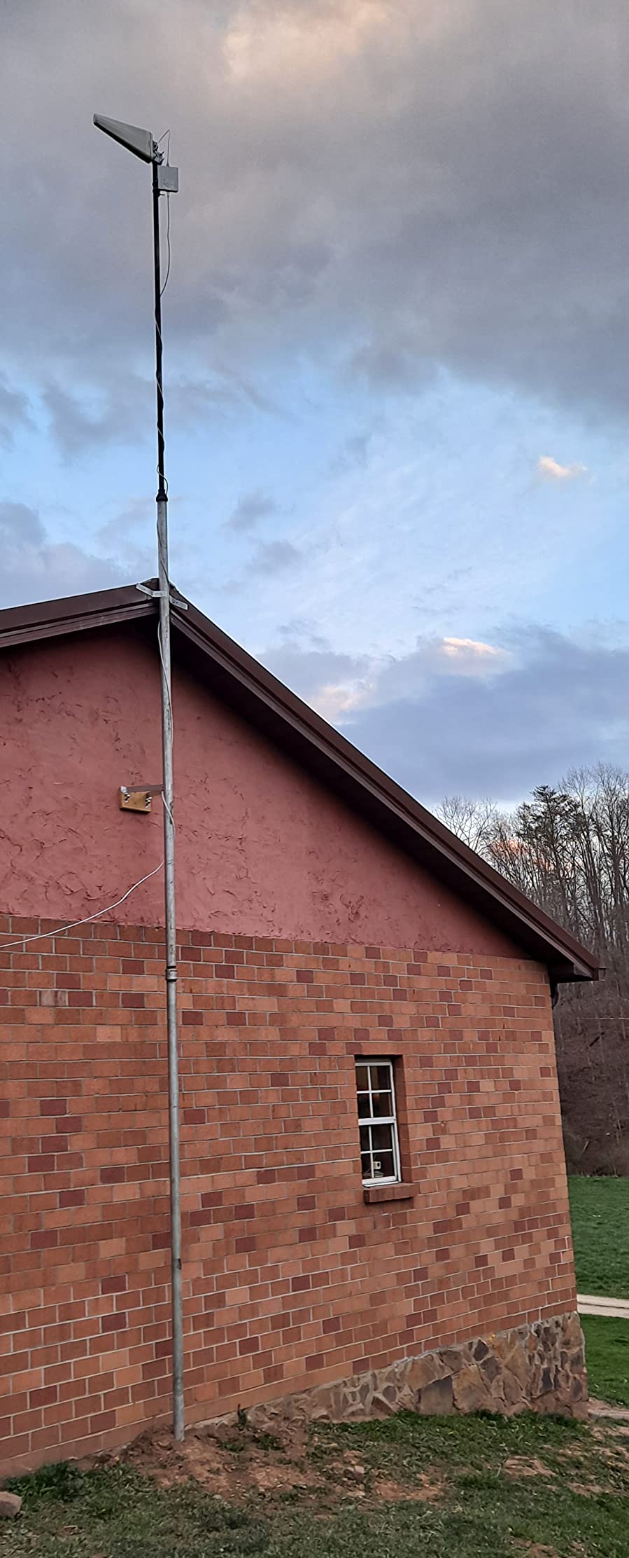 SureCall Fusion4Home Max | Most Powerful 5G/4G Cell Phone Signal Booster for Home customer photo 1