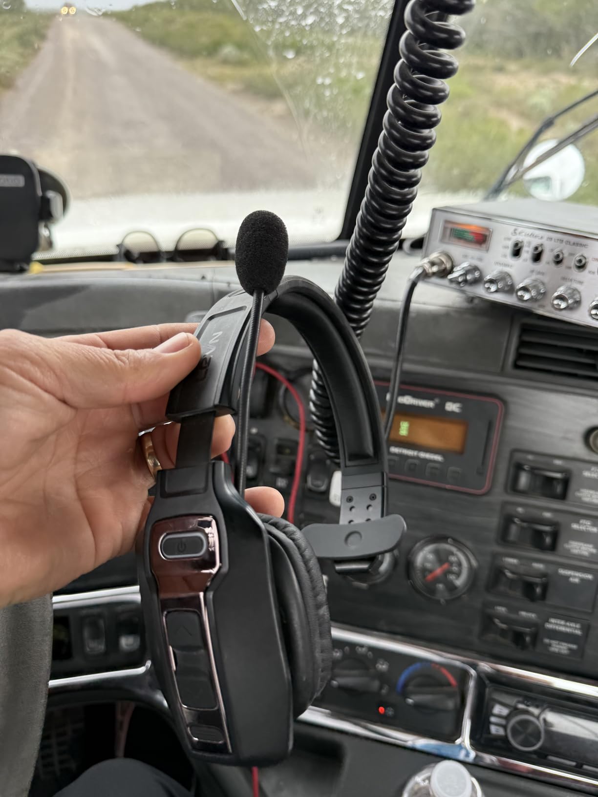 LEVN Bluetooth Headset with Microphone, Trucker Bluetooth Headset with AI Noise Cancelling & Mute Button, Wireless On-Ear Headphones 65 Hrs Working Time, for Trucker Home Office Remote Work Zoom customer photo 2