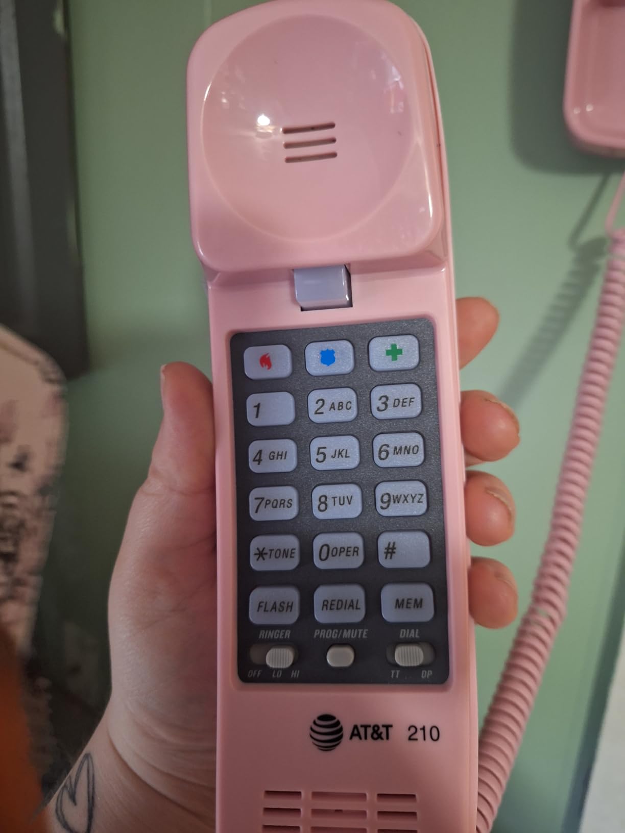 AT&T TRIMLINE 210 Corded Home Phone, No AC Power Required, Improved Easy-Wall-Mount, Lighted Big Button Keypad, 13 Speed Dial Keys, Last Number Redial, Mute, Flash, Volume Control, Beige customer photo 2
