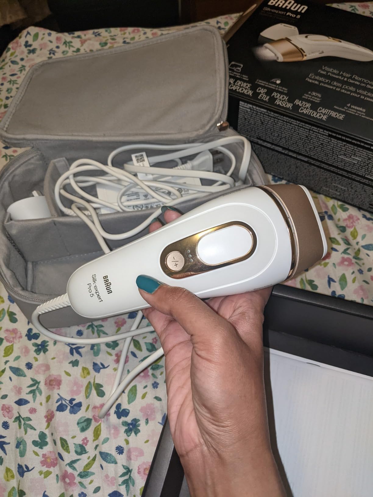 Braun IPL, Silk·Expert Pro 5, IPL Hair Removal for Women and Men, Permanent Laser Hair Reduction At-Home, 2 Heads, Pouch, Venus Razor, IPL5157 customer photo 2