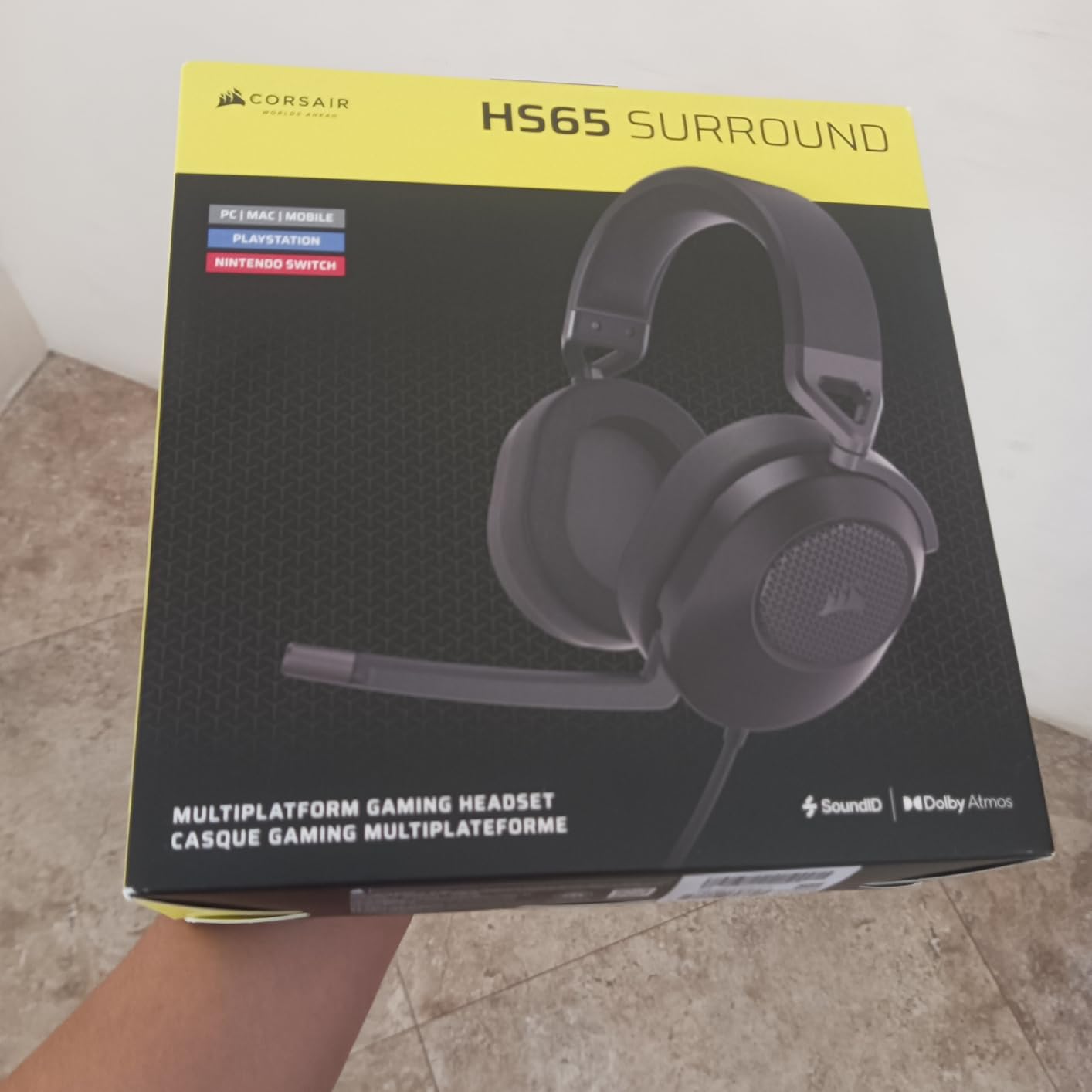 Corsair HS65 Surround Multiplatform Wired Gaming Headset - Dolby Atmos, SonarWorks SoundID, iCUE Compatible - PC, Mac, PS5, PS4, Xbox, Nintendo Switch, Mobile - Carbon customer photo 1