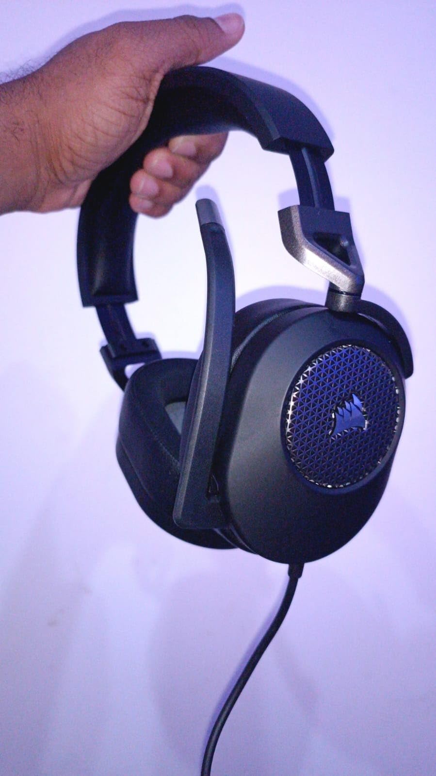 Corsair HS65 Surround Multiplatform Wired Gaming Headset - Dolby Atmos, SonarWorks SoundID, iCUE Compatible - PC, Mac, PS5, PS4, Xbox, Nintendo Switch, Mobile - Carbon customer photo 2