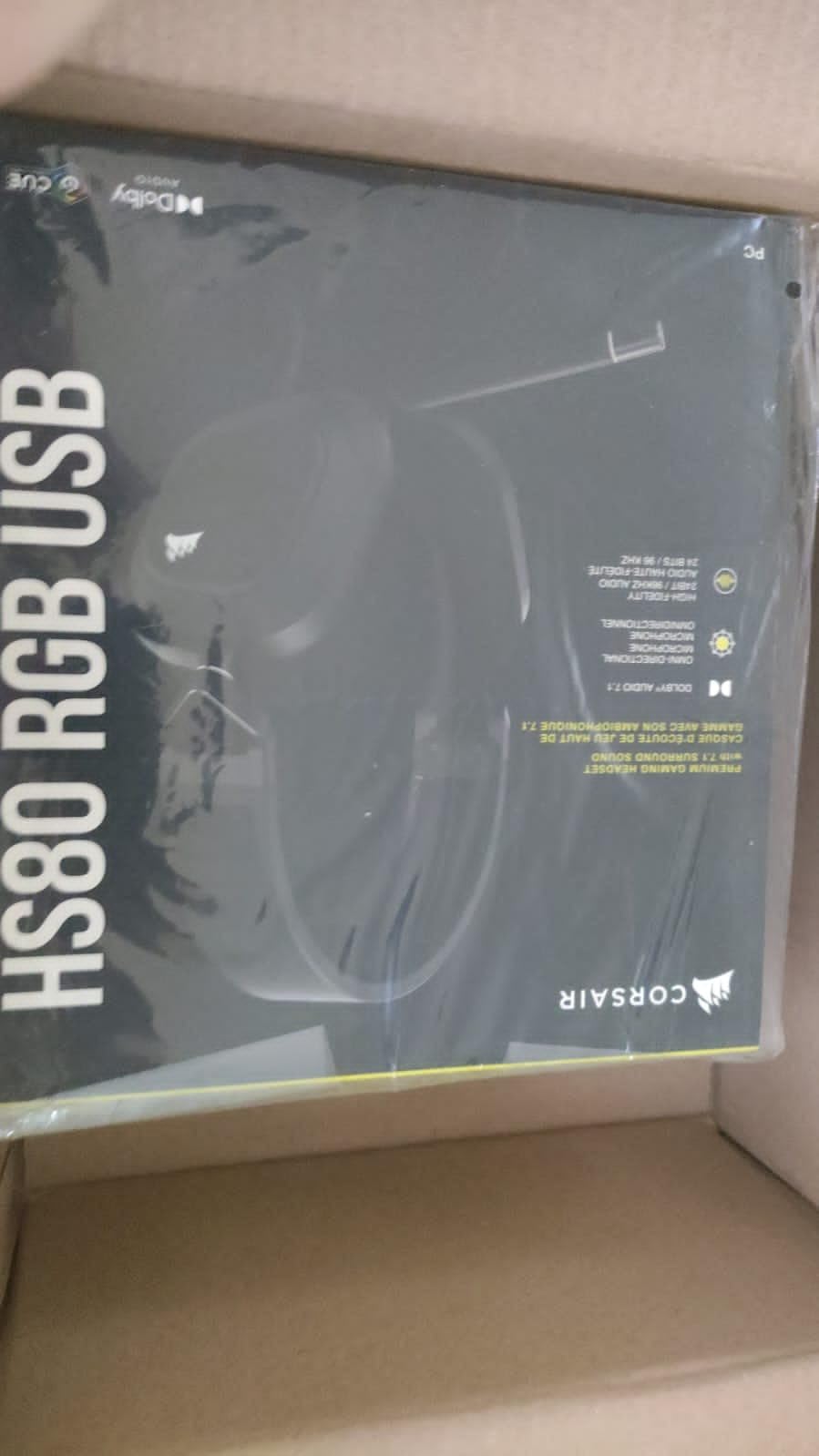 Corsair HS80 RGB USB Premium Gaming Headset with Dolby Audio 7.1 Surround Sound (Broadcast-Grade Omni-Directional Microphone, Memory Foam Earpads, High-Fidelity Sound, Durable Construction) Carbon customer photo 1