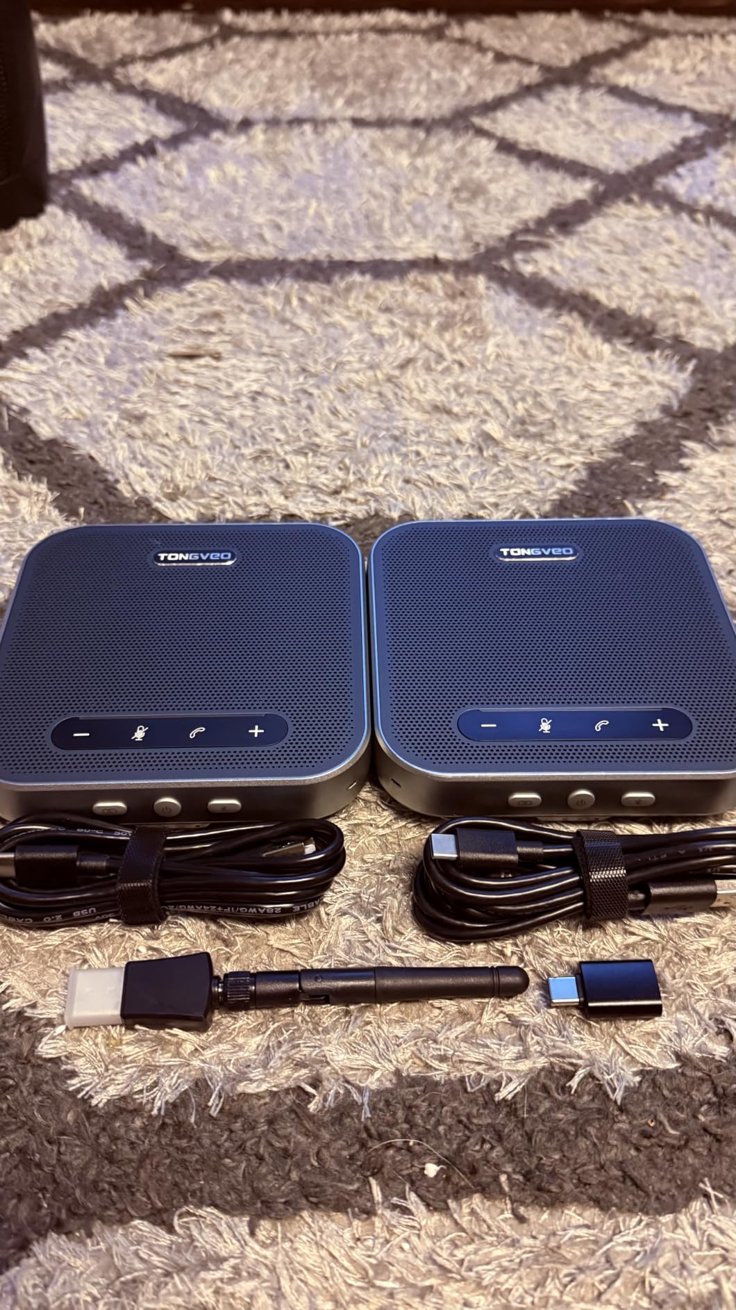 TONGVEO Bluetooth Speakerphone Conference Microphones, Wireless Conference Speaker 360°Voice Pick up with 4 AI Noise Cancellation Mics USB/Dongle/Bluetooth Connection 8 Hour Call Time for 8-12 People customer photo 2