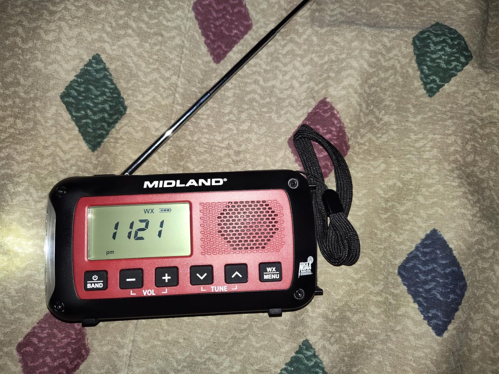 Midland ER40 Emergency Crank Radio customer photo 2