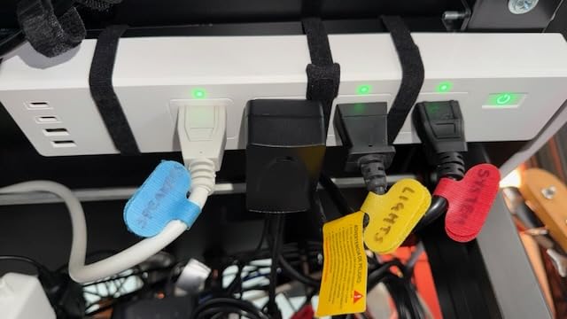 meross Smart Plug Power Strip, PD 20W USB-C, 15A WiFi Flat Outlet, 6 Feet | Compatible with HomeKit, Alexa, Google Assistant & SmartThings, with 4 AC Outlets & 4 USB Ports, Surge Protector Extender customer photo 2