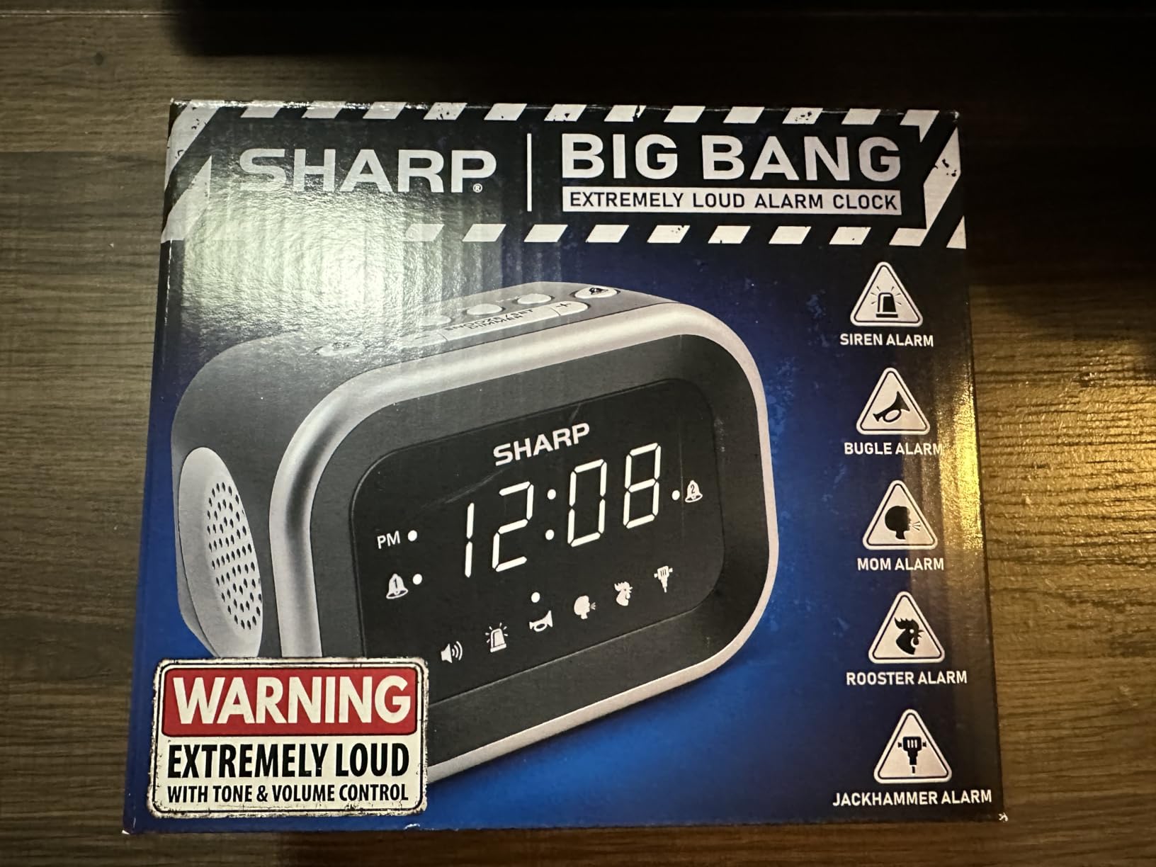 Sharp Big Bang Super Loud Alarm Clock for Heavy Sleepers, 115dB Extreme Wake-Up Alarm, Dual Alarms, 6 Wake Sounds, Large Red LED Display, Dimmer Control & Battery Backup, Bedroom Clock customer photo 2