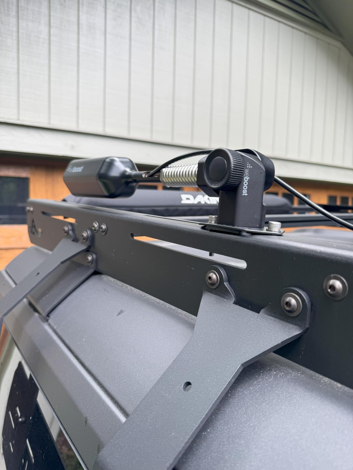 weBoost Drive Reach Overland - Cell Phone Signal Booster for Off Road Vehicles | Boosts 5G & 4G LTE for All U.S. Carriers - Verizon, AT&T, T-Mobile & More | Made in The U.S. | FCC Approved customer photo 1