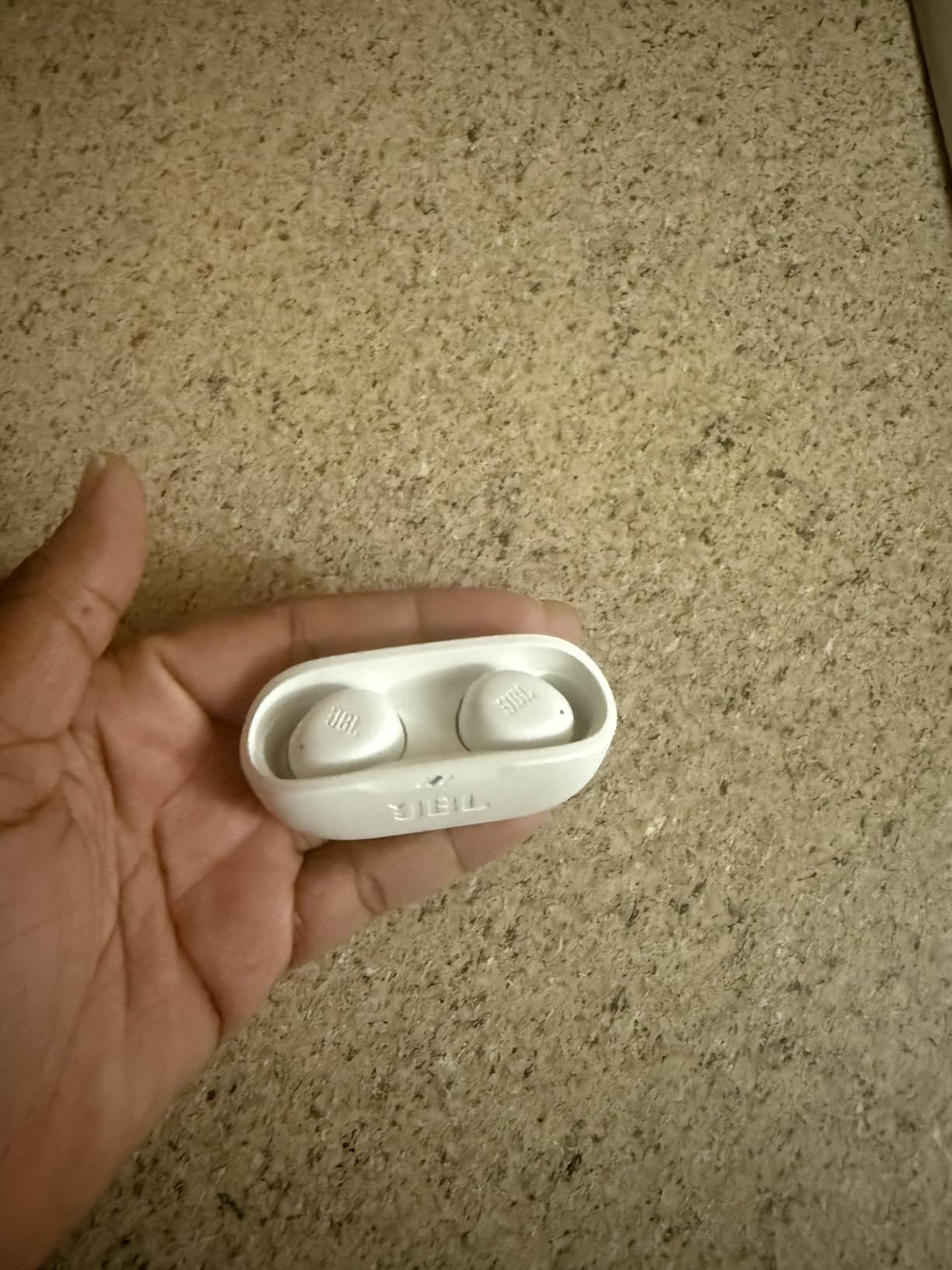 JBL Vibe Buds - True Wireless Earbuds - Black | JBL Deep Bass Sound, Comfortable fit, Up to 32h (8h buds + 24h case) with speed charging customer photo 2