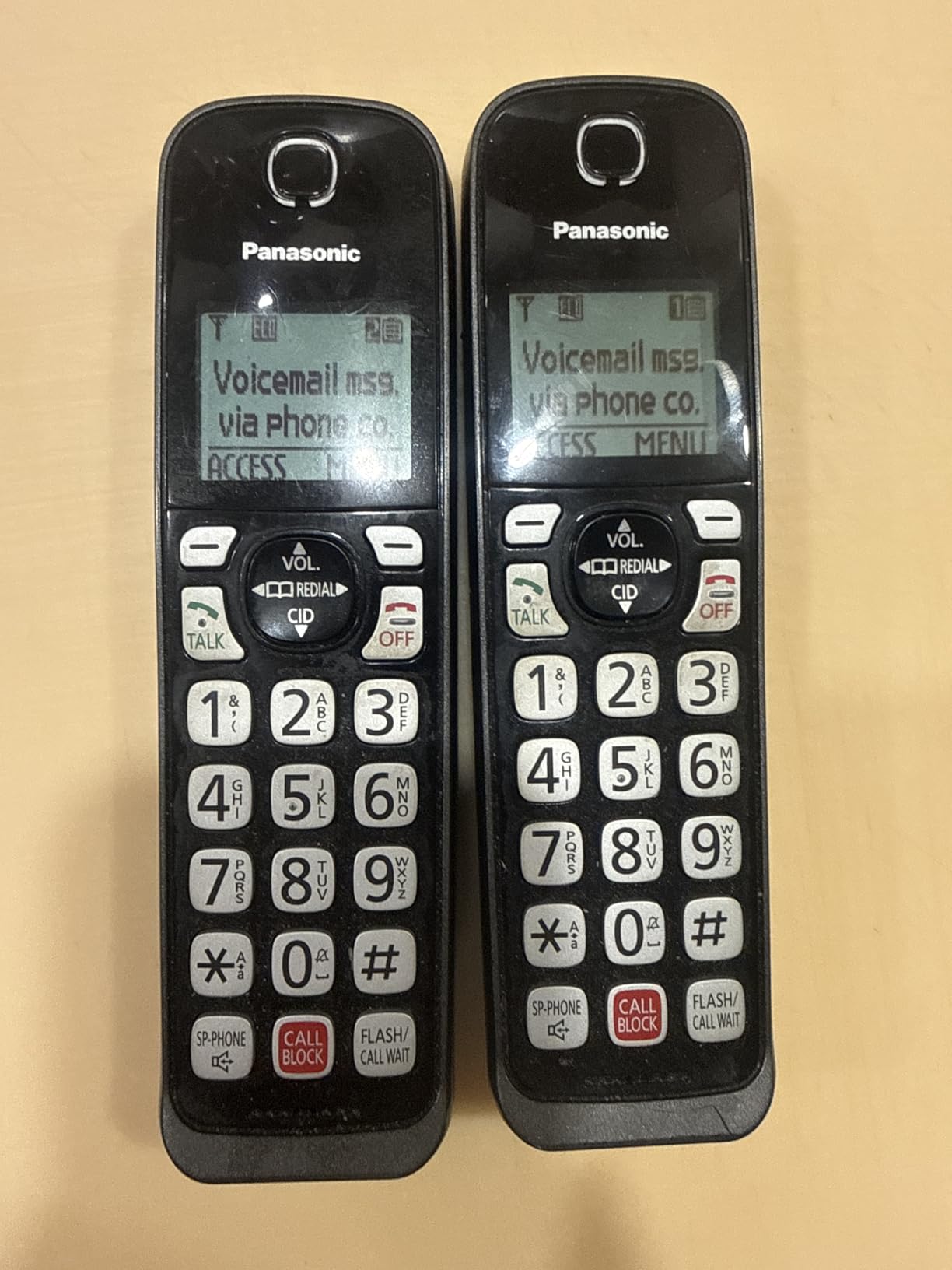 Panasonic Cordless Phone with Answering Machine, Advanced Call Block, Bilingual Caller ID and High-Contrast Display, Expandable System with 1 Handset - KX-TGD830M (Metallic Black) customer photo 1