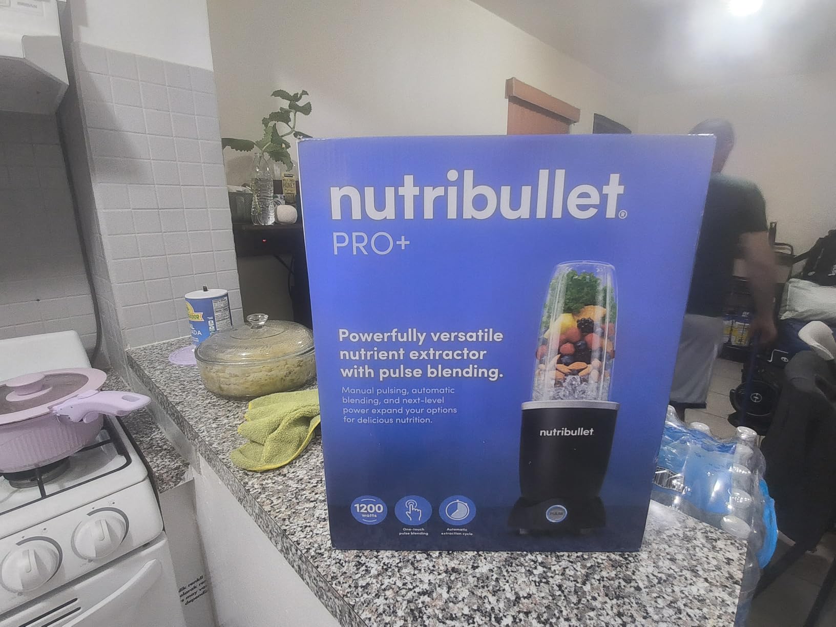 Nutribullet Pro+ Personal Blender 1200W with Pulse Function and Auto Shut-Off, Includes 32oz and 24oz To-Go Cups customer photo 1