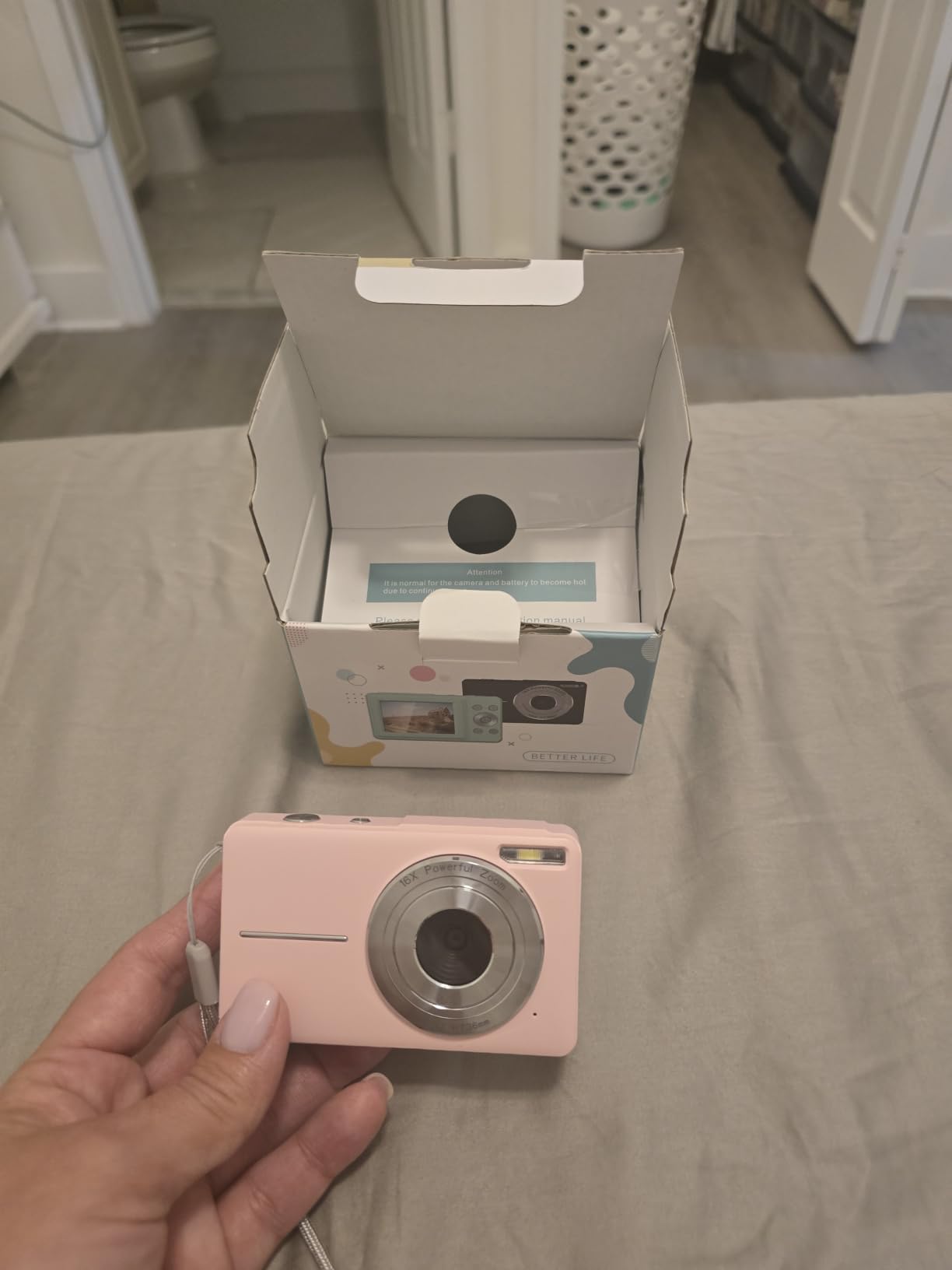 Digital Camera, FHD 1080P Digital Point and Shoot Camera with 16X Zoom Anti Shake, 32GB Card, Compact Small Camera for Boys Girls Kids customer photo 2