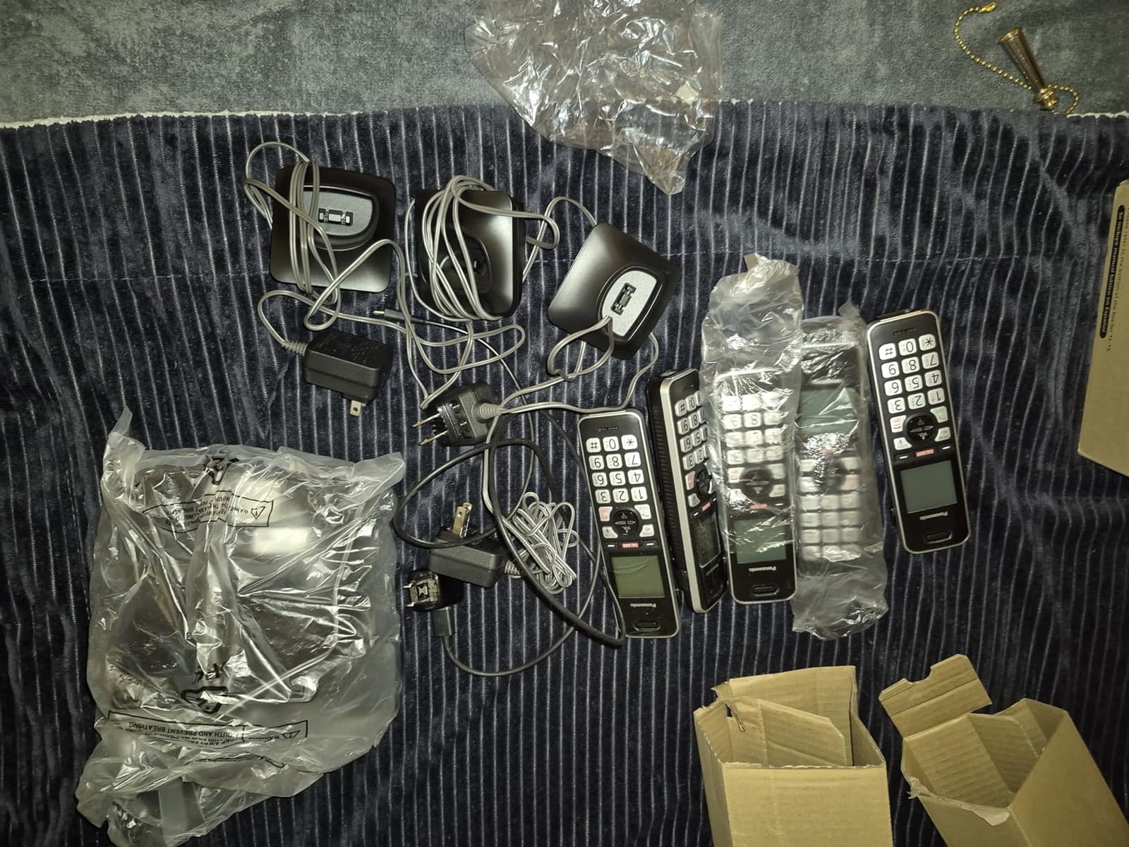 Panasonic Cordless Phone with Answering Machine, Advanced Call Block, Link2Cell Bluetooth, One-Ring Scam Alert, 2-Way Recording, Spam/Robocall Protection & 5 Handsets - KX-TGF975B (Black/Silver Trim) customer photo 2