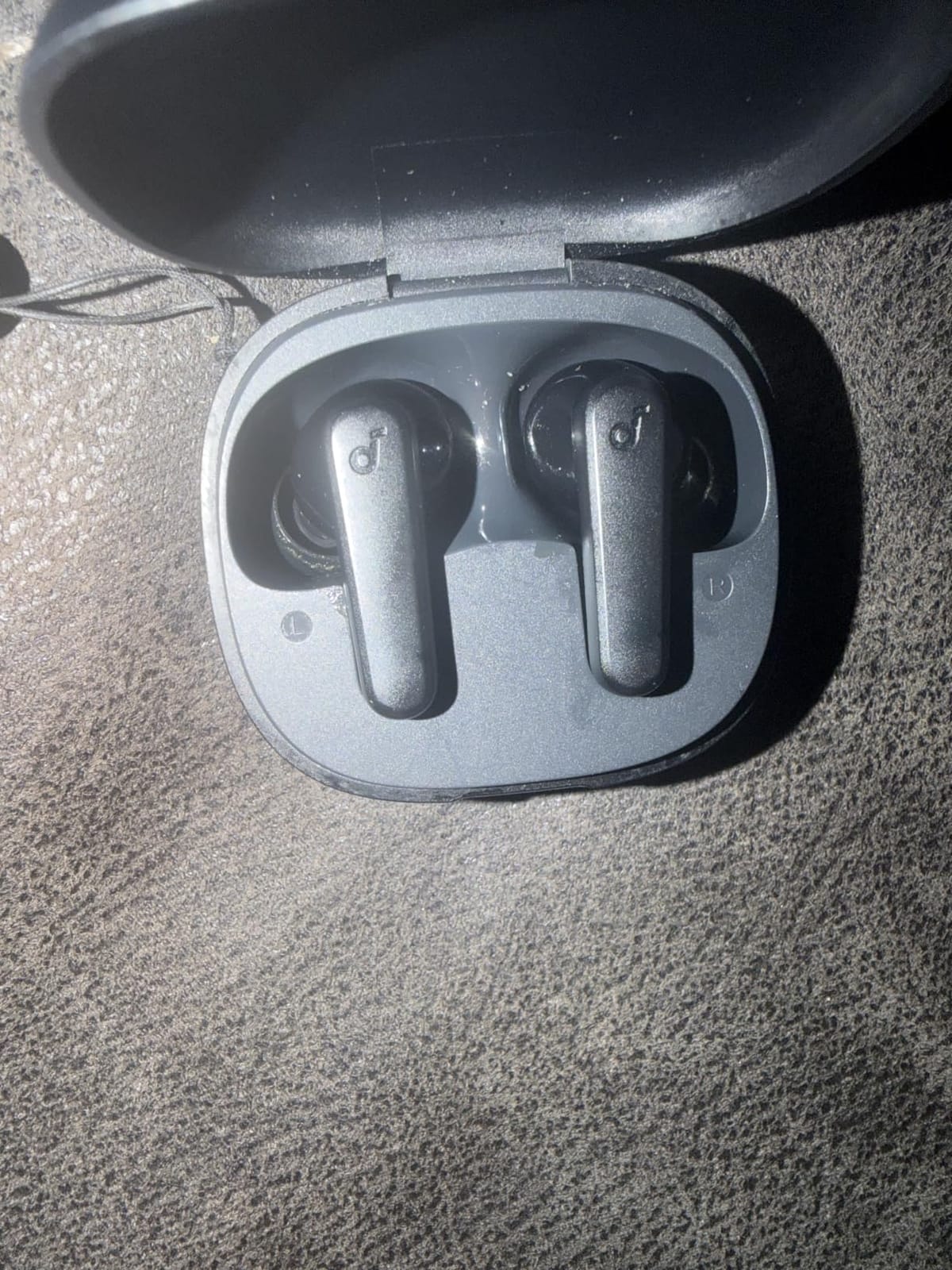 Soundcore by Anker P20i True Wireless Earbuds, with Big Bass, 30H Playtime | Bluetooth 5.3, Water-Resistant, 2 Mics for AI Clear Calls, 22 Preset EQs, Customization via App customer photo 2