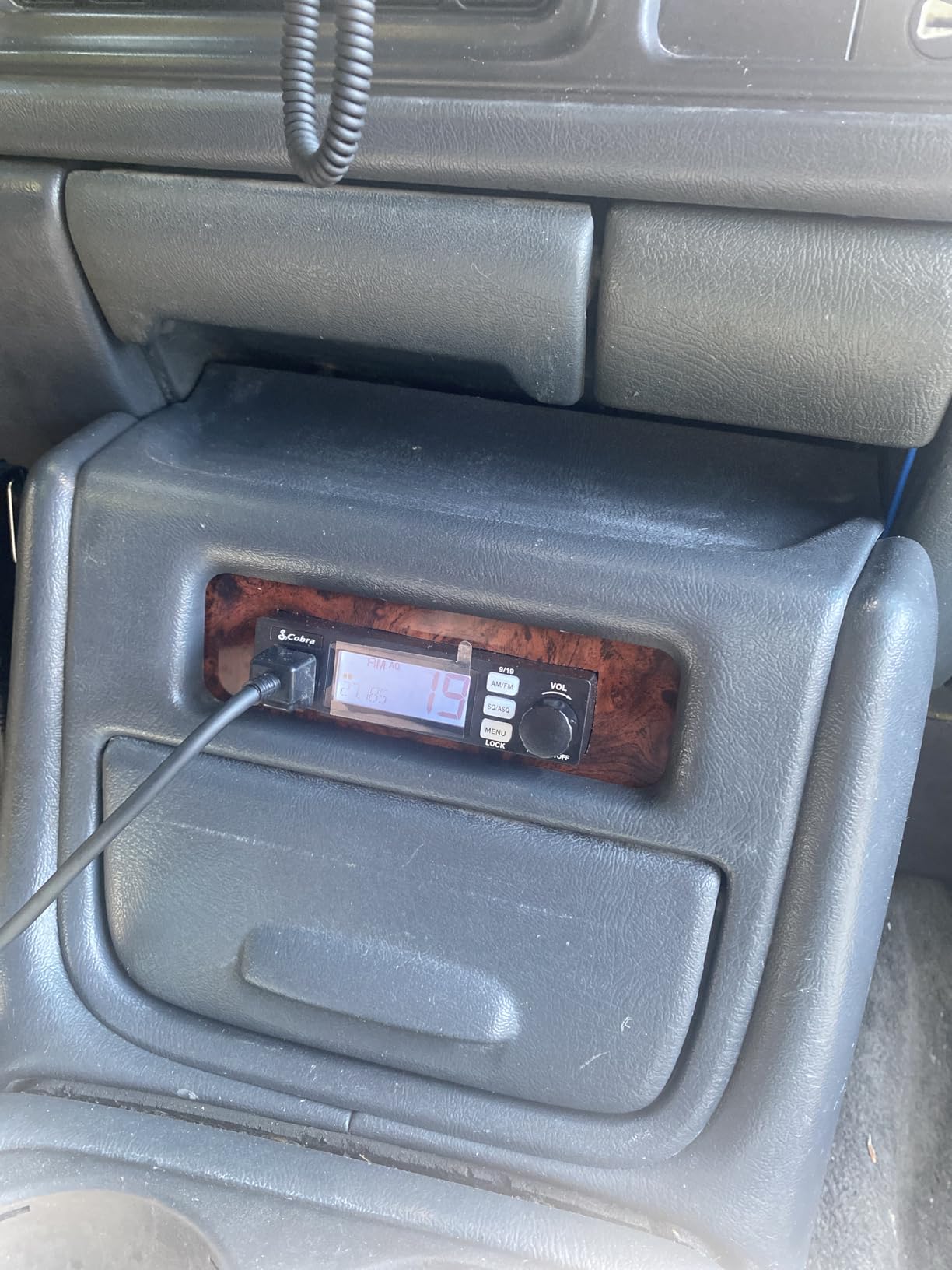 Cobra 19 MINI AM/FM Recreational CB Radio customer photo 1