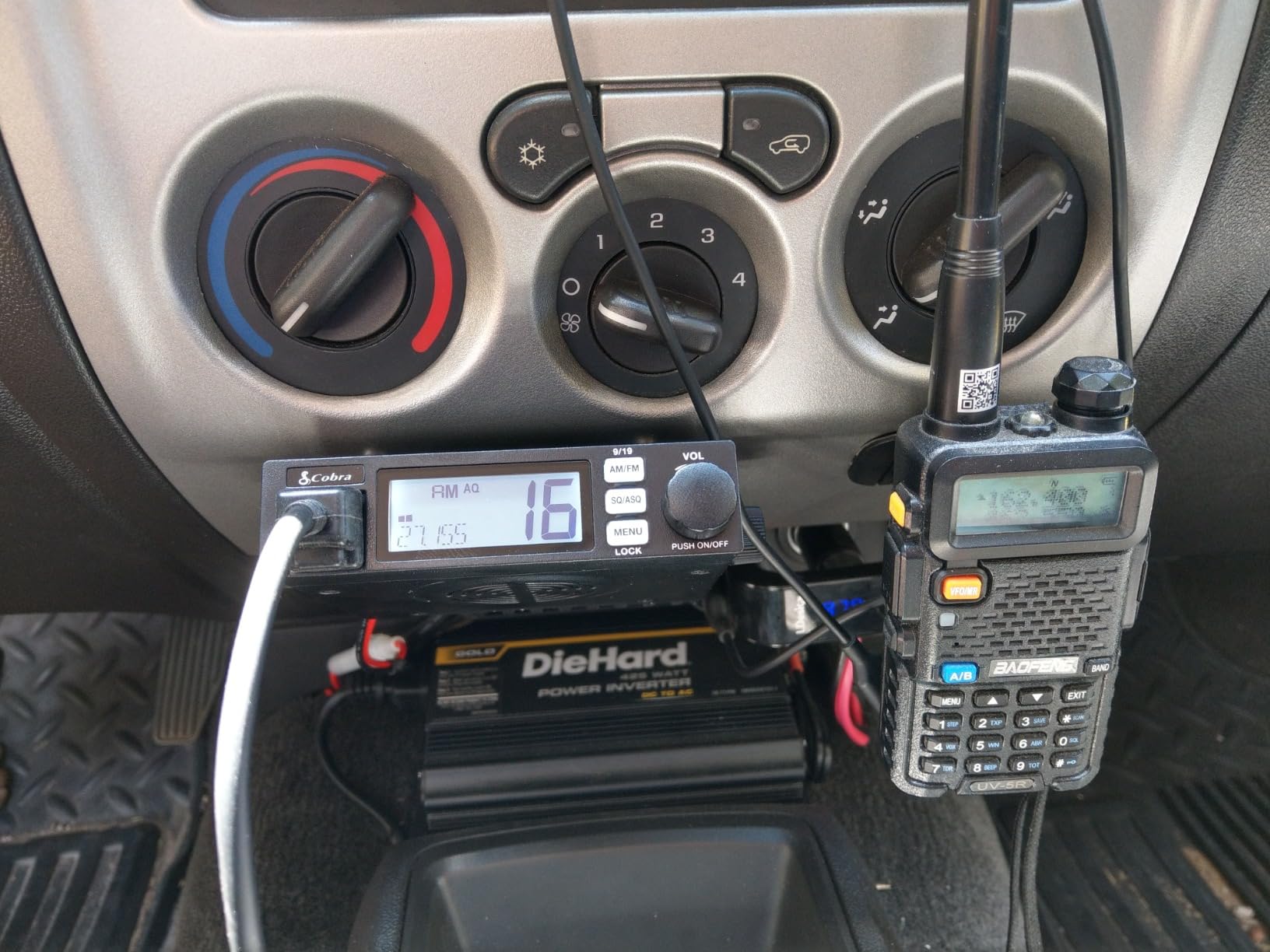 Cobra 19 MINI AM/FM Recreational CB Radio customer photo 2