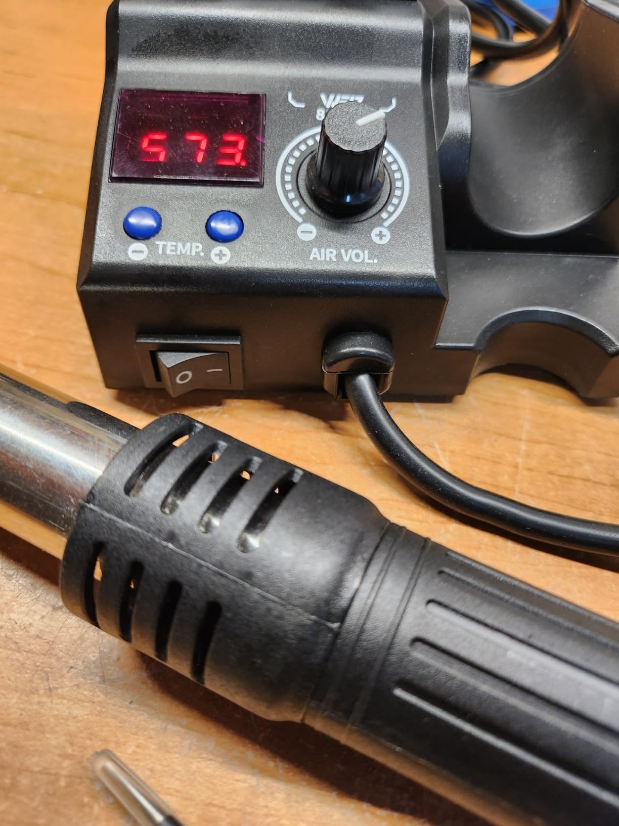 WEP 8858-V Hot Air Rework Station Kit with Compact Size, Integrated Nozzle Holder, 3 Nozzles, 2 Tweezers customer photo 2