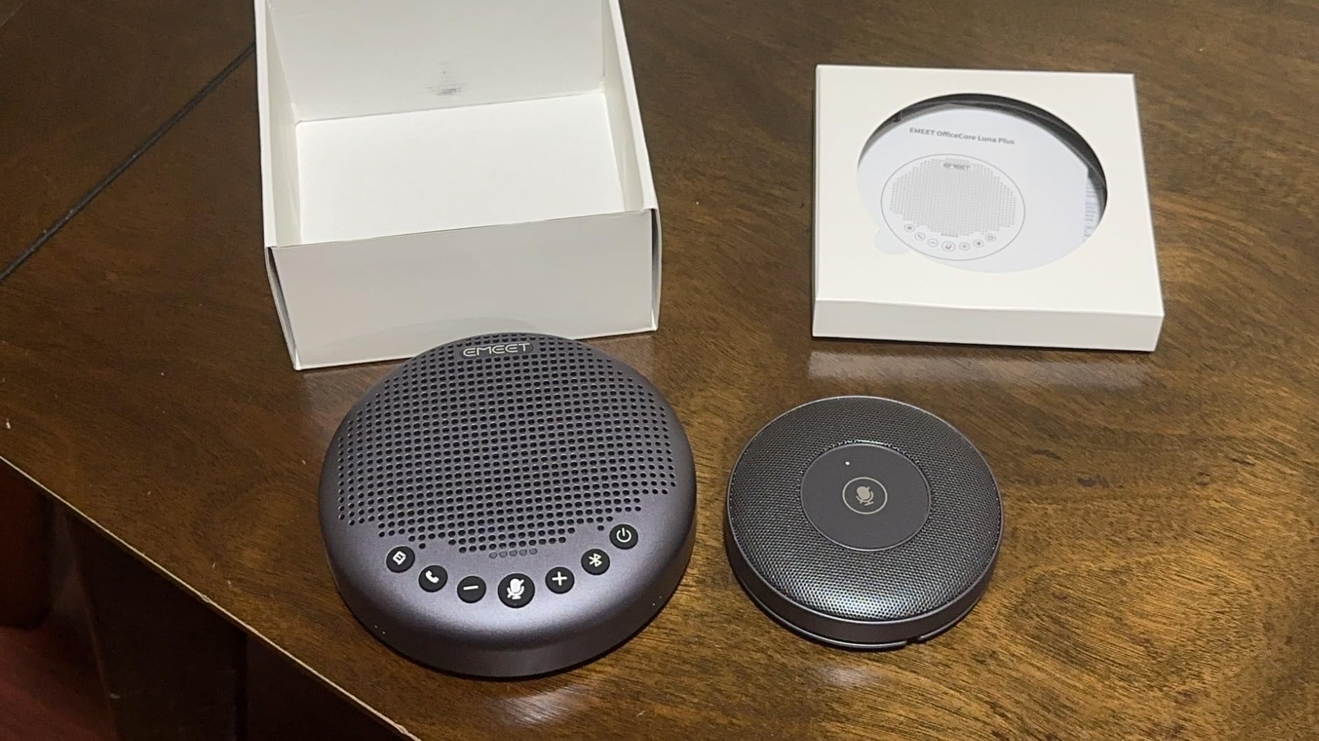 EMEET Conference Speaker and Microphone w/8+1 Mics, 360° Voice Pickup, Noise Reduce, Bluetooth/USB/Dongle Speakerphone for 14 People w/Daisy Chain for 25, Compatible w/Leading Platforms, 2025 Version customer photo 1