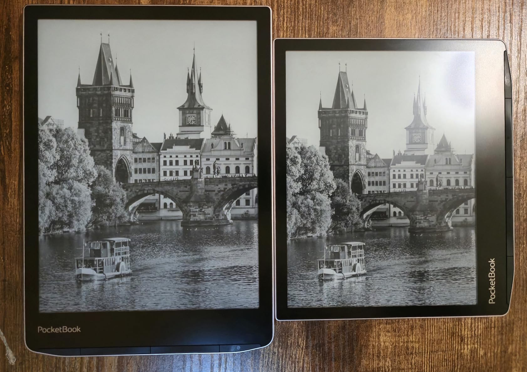 PocketBook InkPad 4 | Eye-Friendly Audio & E-Book Reader | Large 7.8ʺ E-Ink Display | Anti-Scratch Protection | Text-to-Speech Function | Bluetooth® | Built-in Speaker | SMARTlight | IPX8 Waterproof customer photo 1