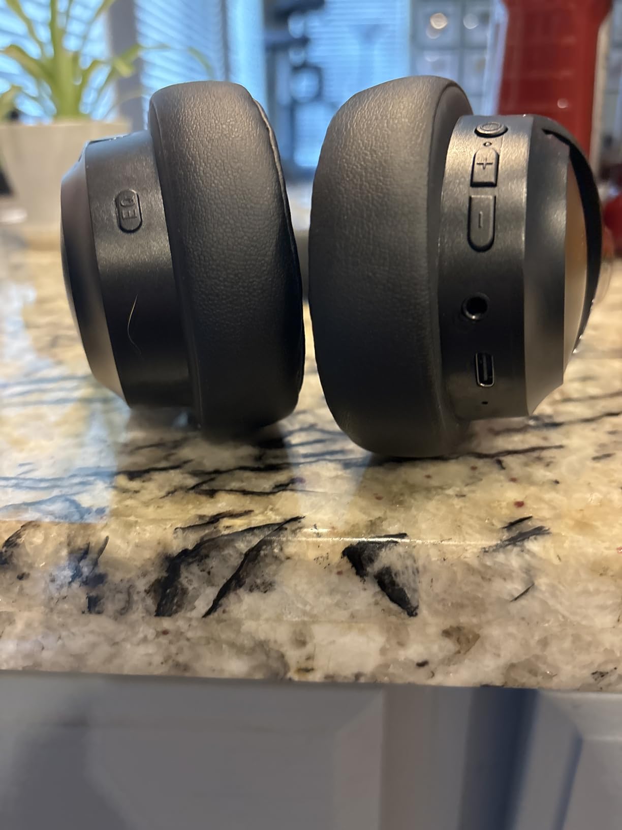 BERIBES Bluetooth Headphones Over Ear, 65H Playtime and 6 EQ Music Modes Wireless Headphones with Microphone, HiFi Stereo Foldable Lightweight Headsets, Deep Bass for Home Office Cellphone PC Ect. customer photo 2