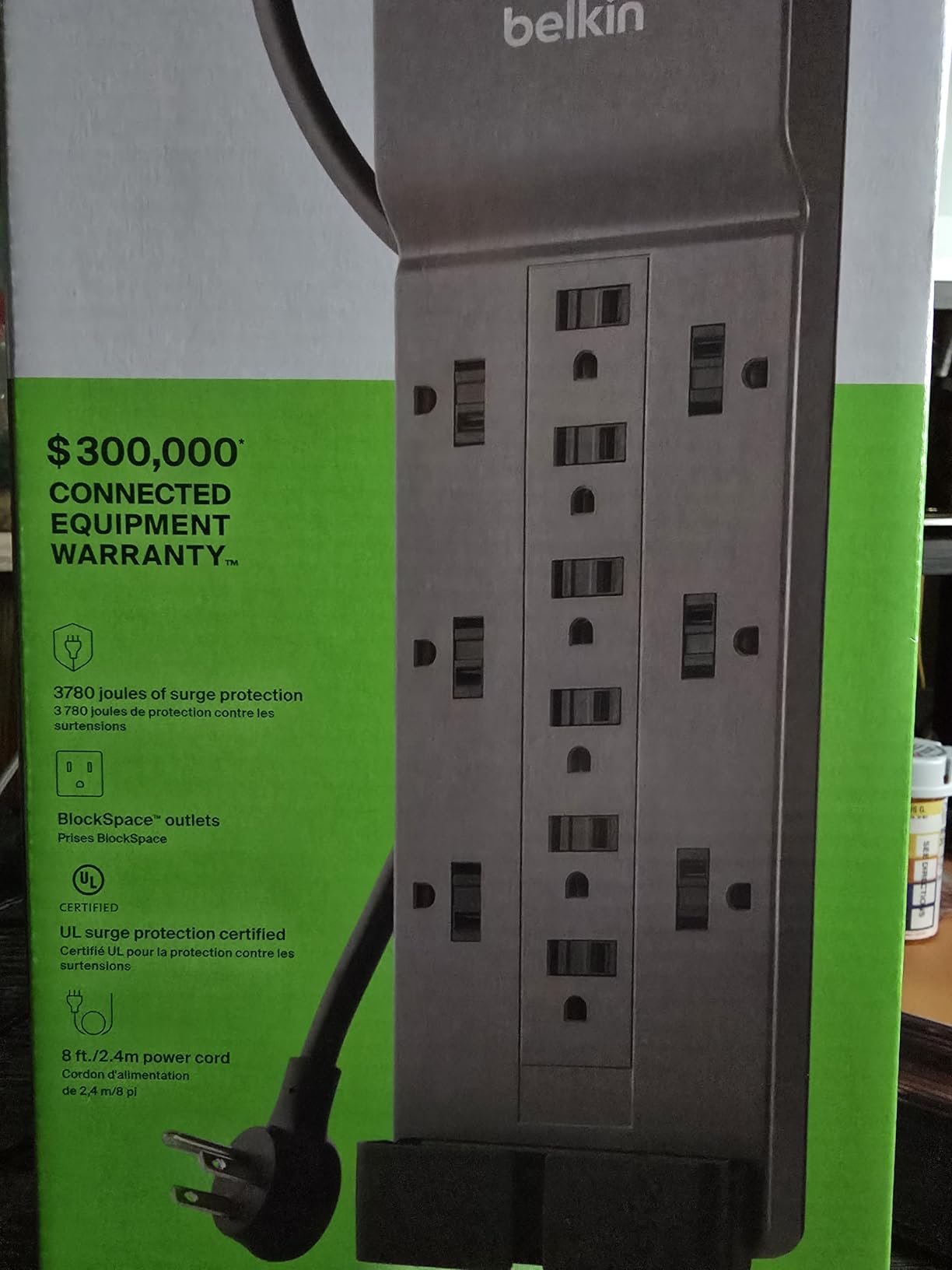 Belkin 12-Outlet Surge Protector Power Strip w/ 12 AC Outlets & 8ft Flat Plug, UL-Listed Heavy-Duty Extension Cord for Home, Office, Travel, Computer, Laptop, Charger - 3,780 Joules of Protection customer photo 1