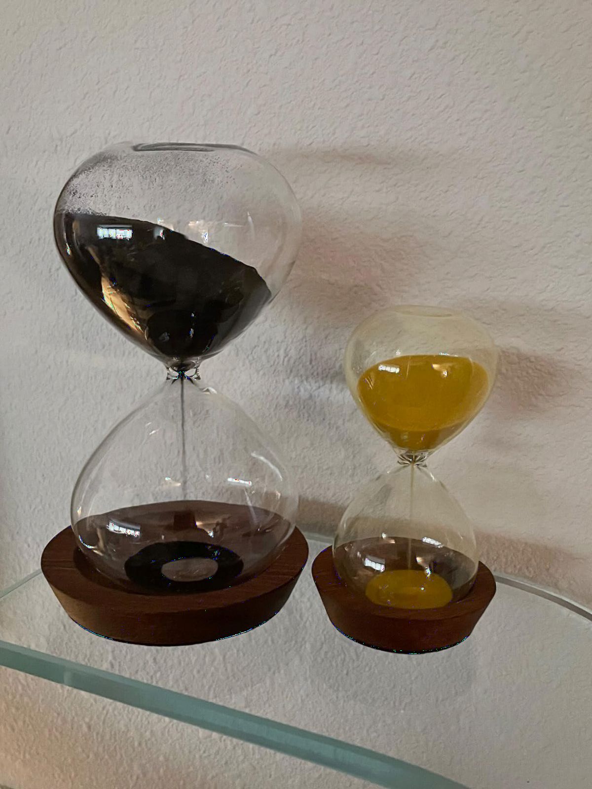 Decorative Hourglass Sand Timer Set - Includes 25 and 5 Minute Sandglass Pomodoro Timers with Wooden Bases - Time Management Productivity Tool - Gift for Home Office Desk customer photo 1
