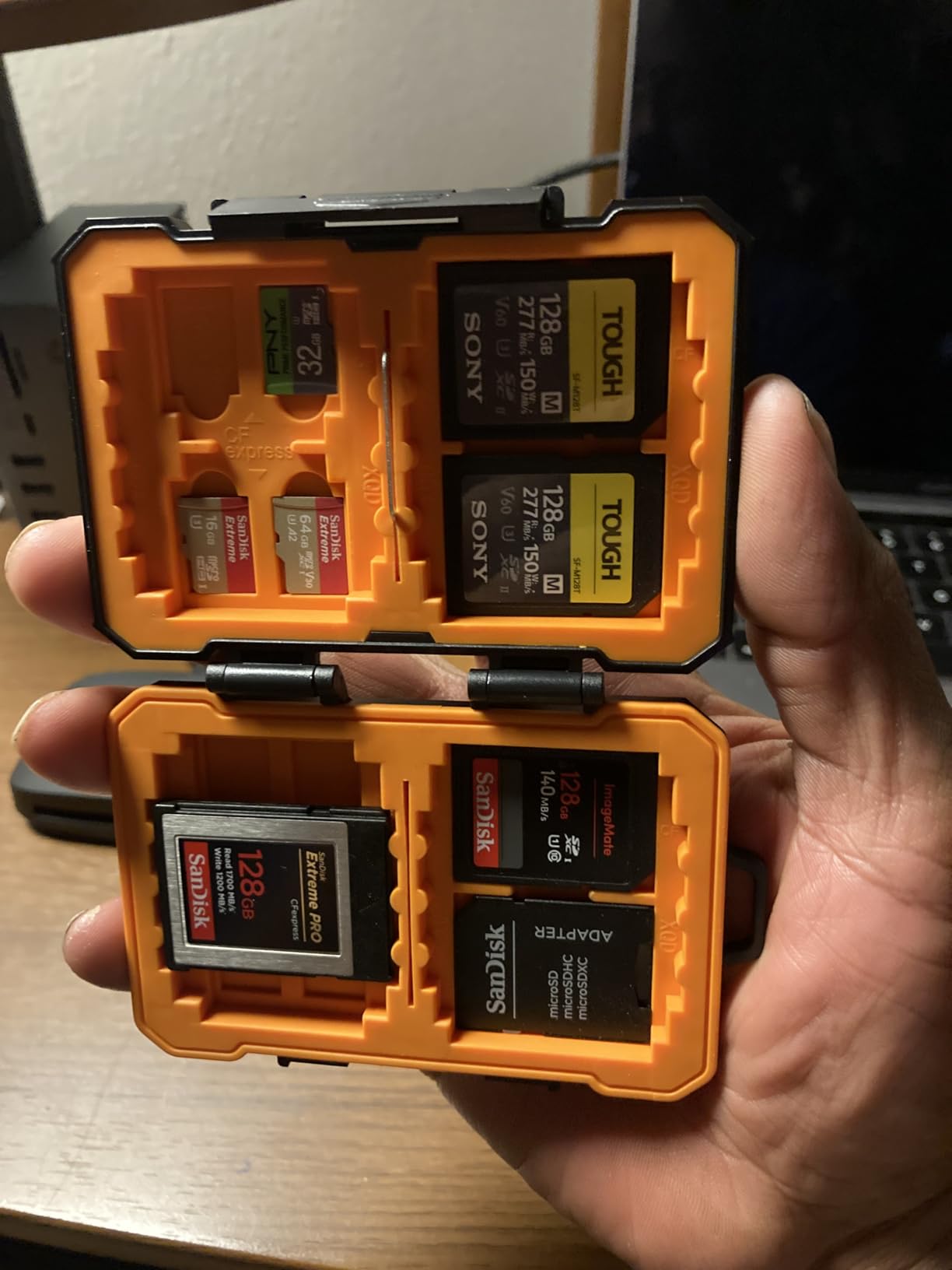 K&F CONCEPT 29 Slot Memory Card Case, Carrying Case for SD, CF, CFexpress, Micro SD, Nano SIM & Micro SIM Cards customer photo 1