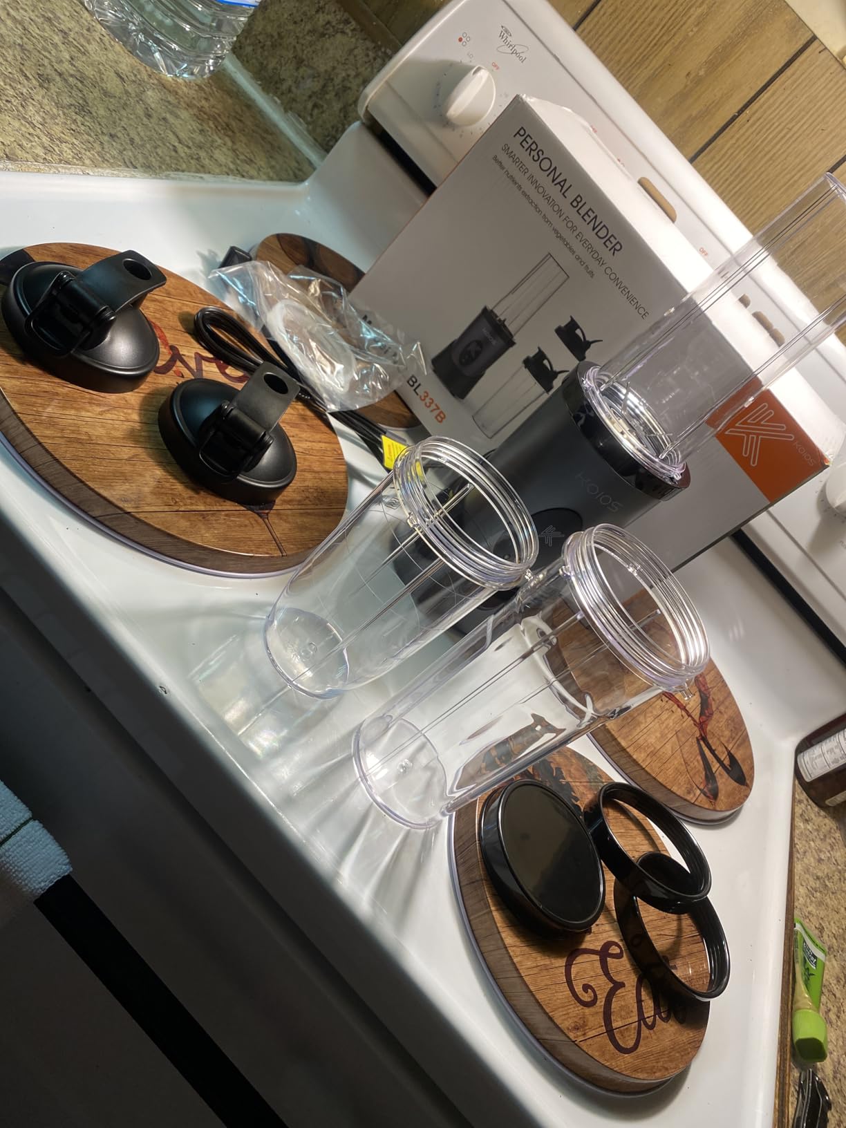 KOIOS Smoothie Blender Kitchen, 900W Personal Blenders with 3 To-Go Cups customer photo 1