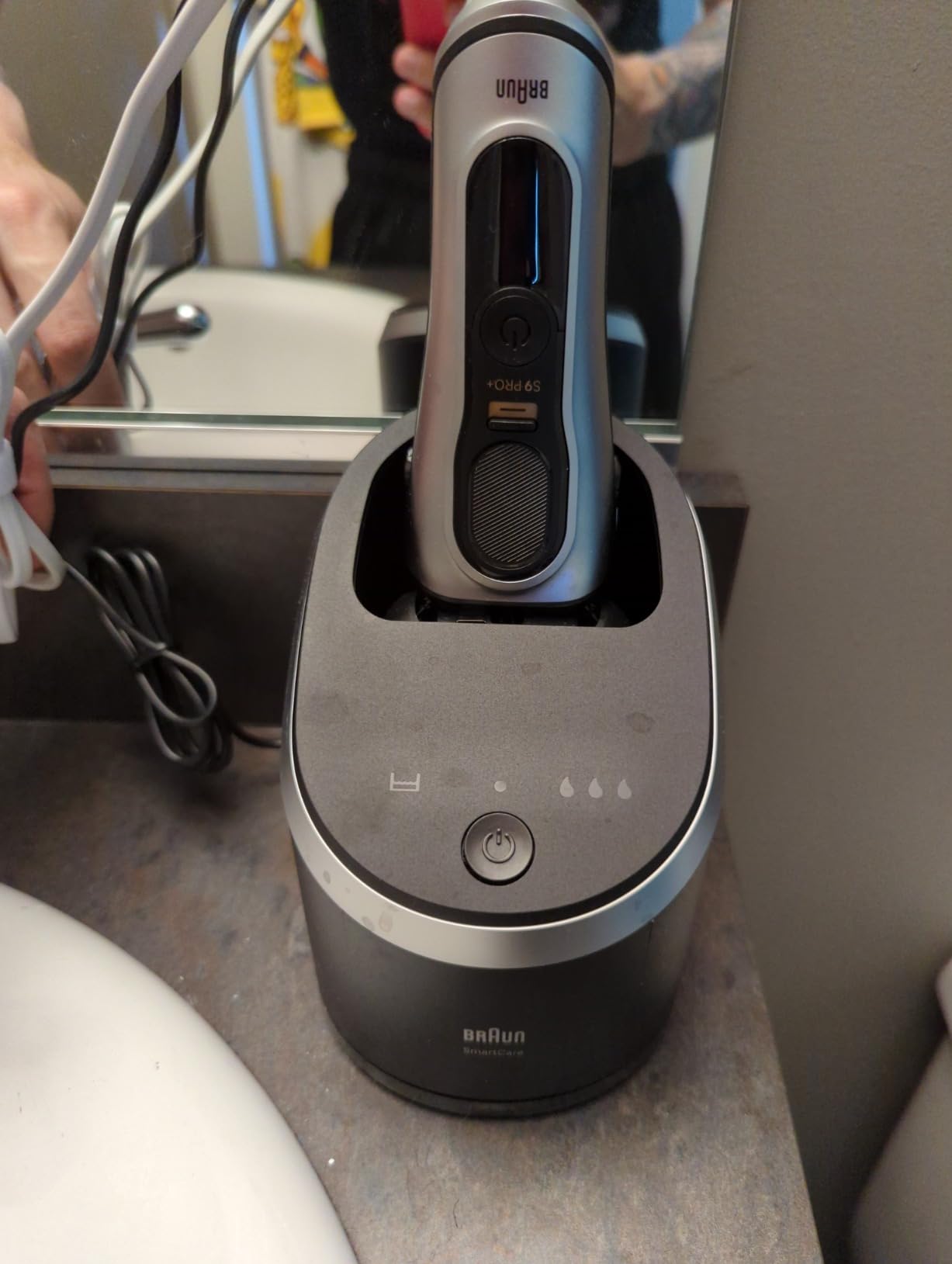 Braun Series 9 PRO+ Electric Razor for Men, 5 Pro Shave Elements & Precision Long Hair Trimmer, 6in1 SmartCare Center, Wet & Dry Electric Shaver for Smooth Skin with 60min Battery Runtime, 9517s customer photo 2